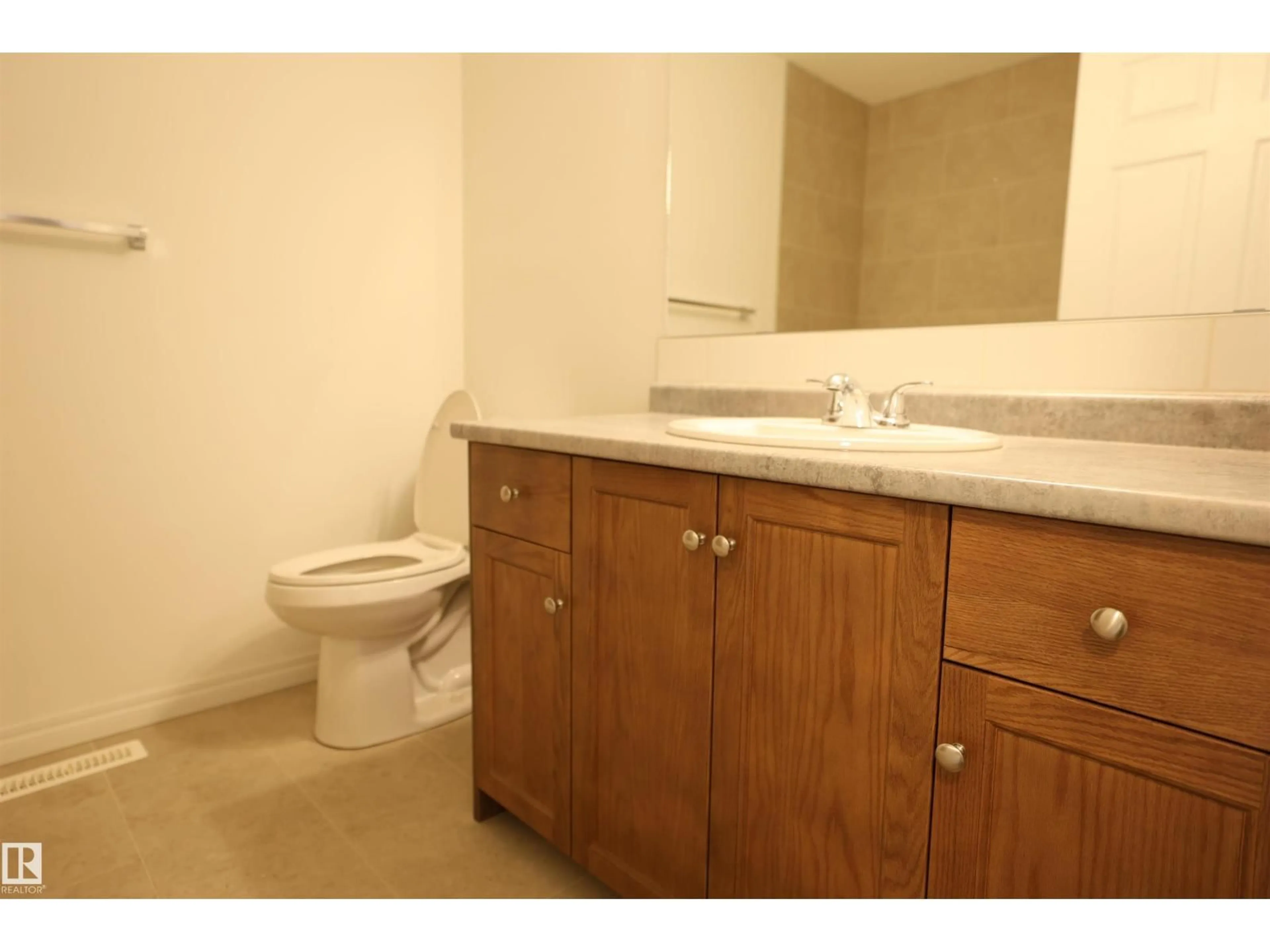 Standard bathroom, unknown for 11120 132 ST, Edmonton Alberta T5M1E6