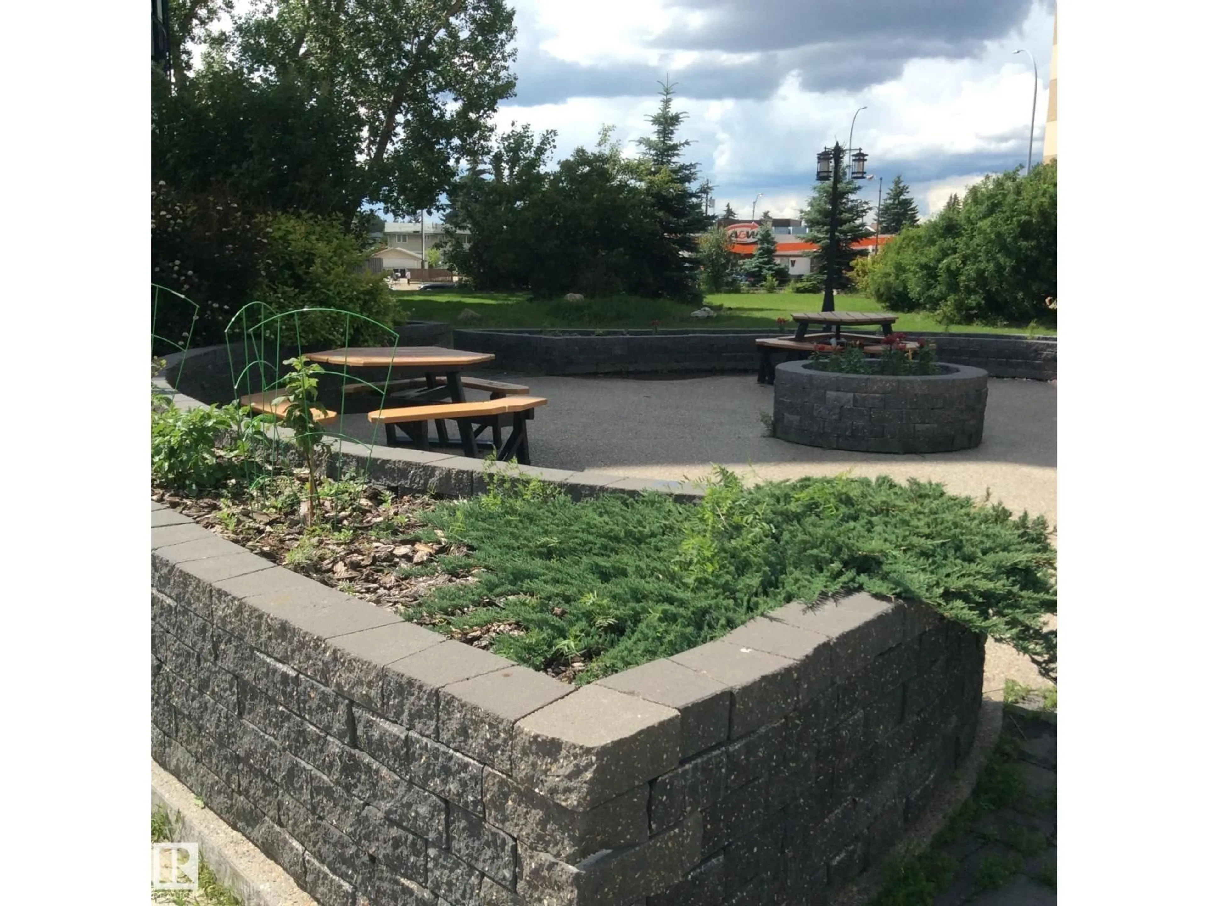 Patio, street for 46 - 13435 97 ST, Edmonton Alberta T5E4C8