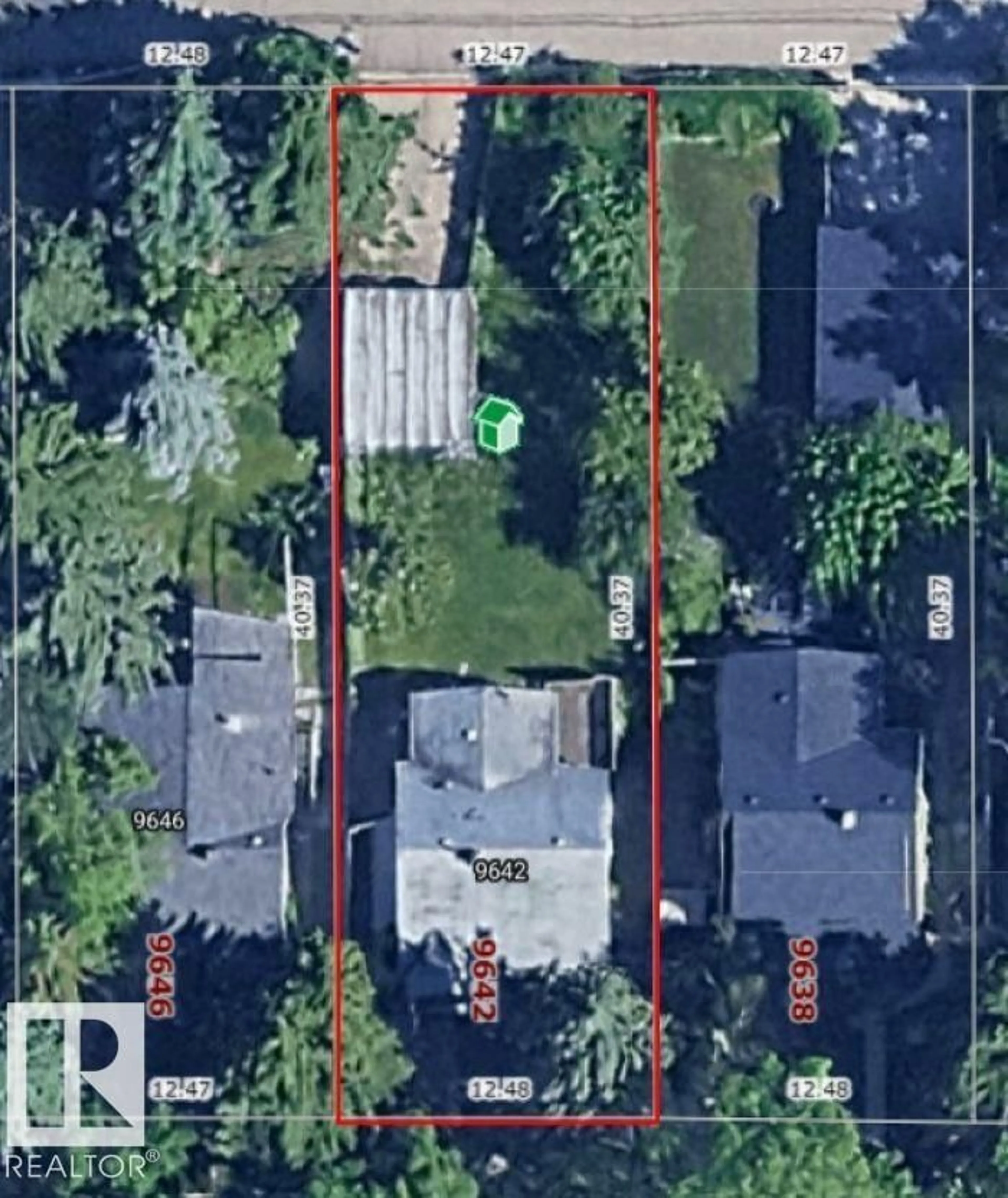 A pic from outside/outdoor area/front of a property/back of a property/a pic from drone, street for 9642 72 AV NW, Edmonton Alberta T6E0Y6