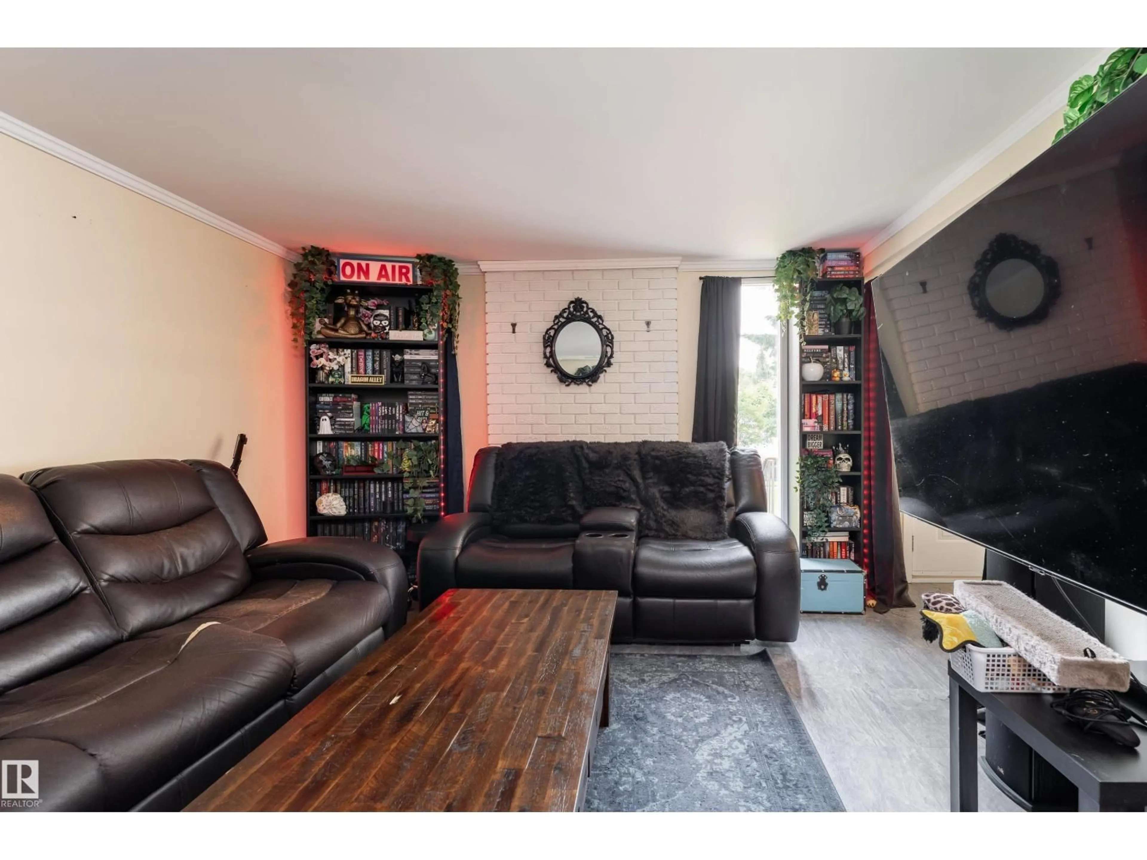 Living room with furniture, unknown for 4517 54 AV, Wetaskiwin Alberta T9V0X9