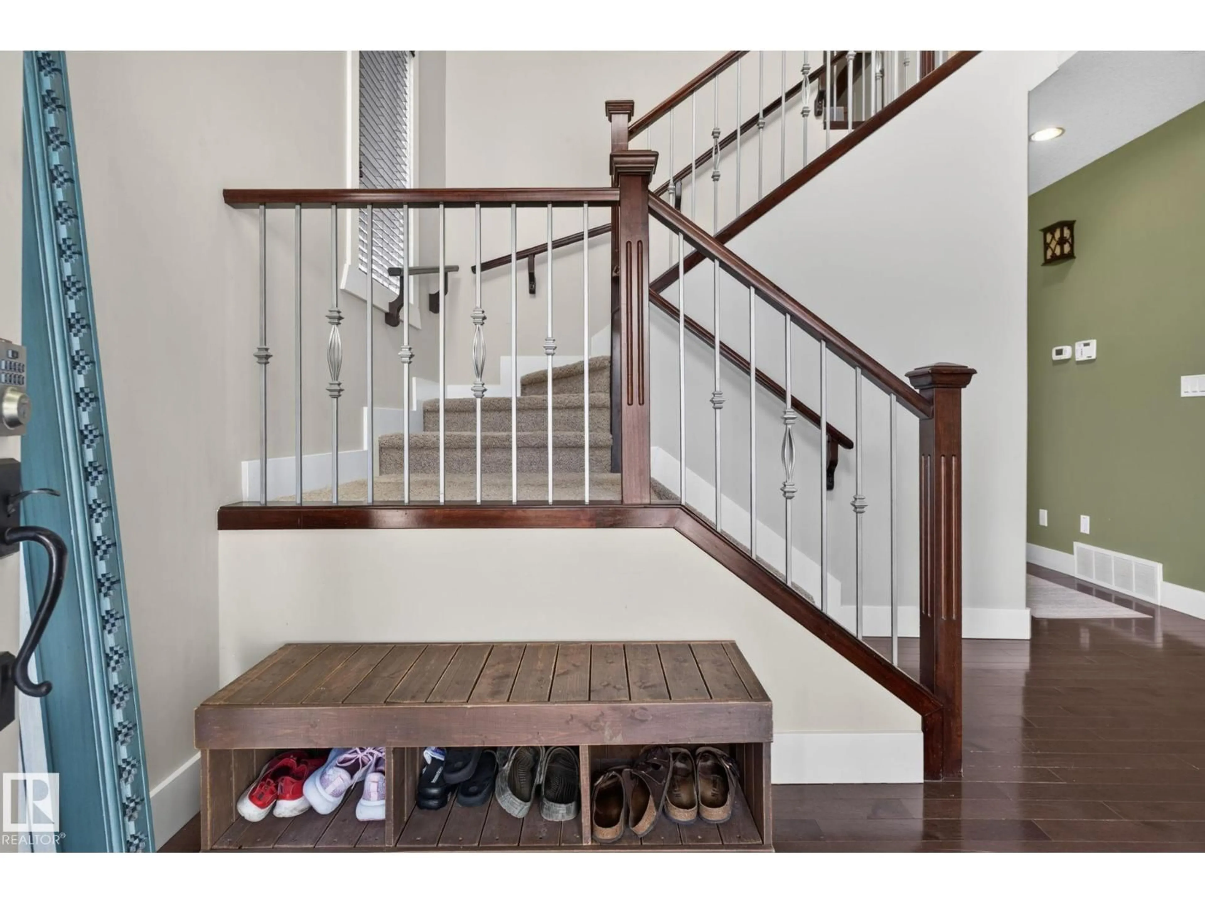 Stairs for 187 BREMNER, Fort Saskatchewan Alberta T8L0E2