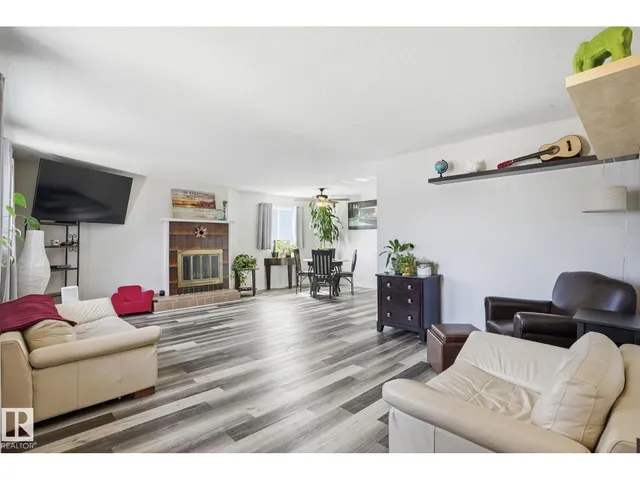 12340 ST ALBERT TR, Edmonton 3