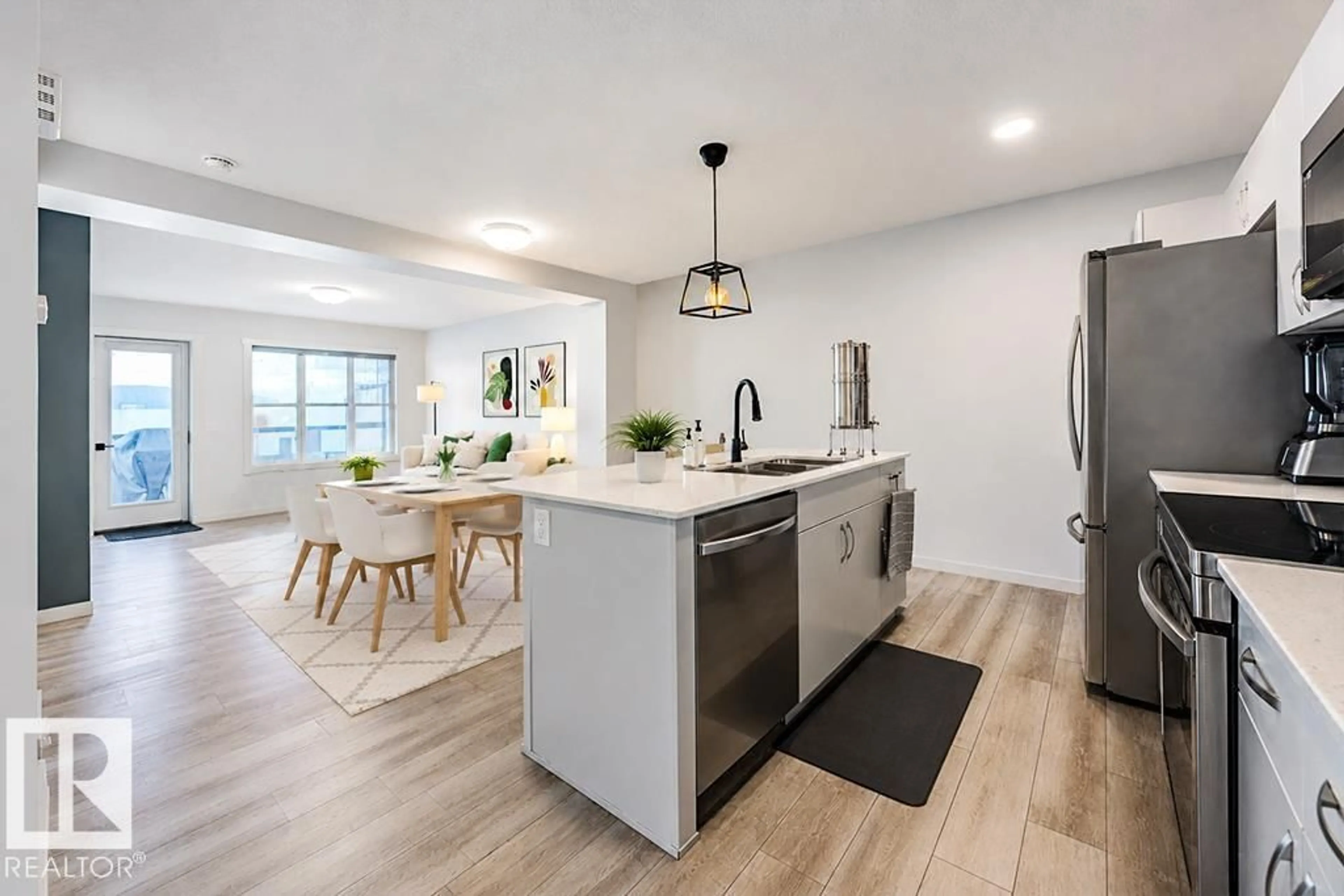 Open concept kitchen, unknown for 63 MCLAUGHLIN DR, Spruce Grove Alberta T7X0E1