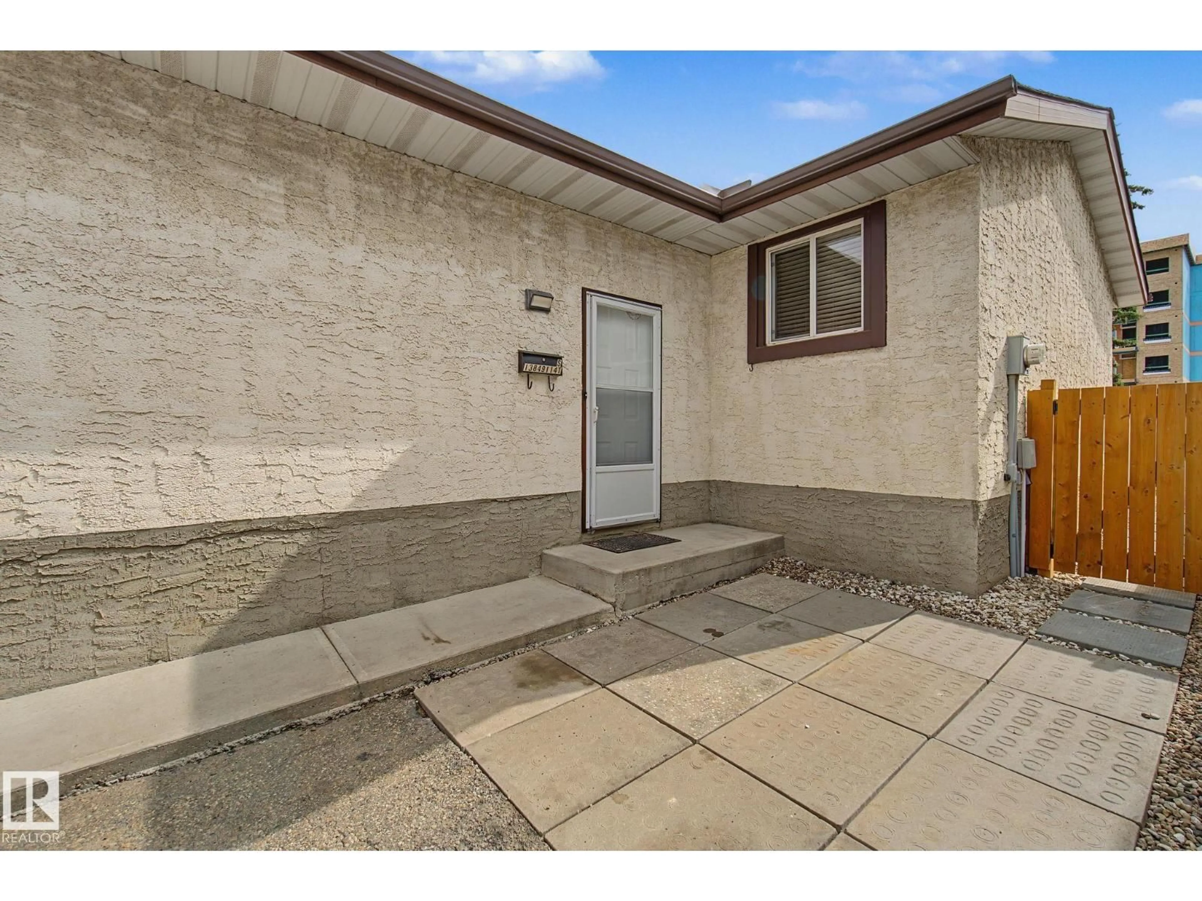 Unknown for 13849 114 ST, Edmonton Alberta T5X4A1