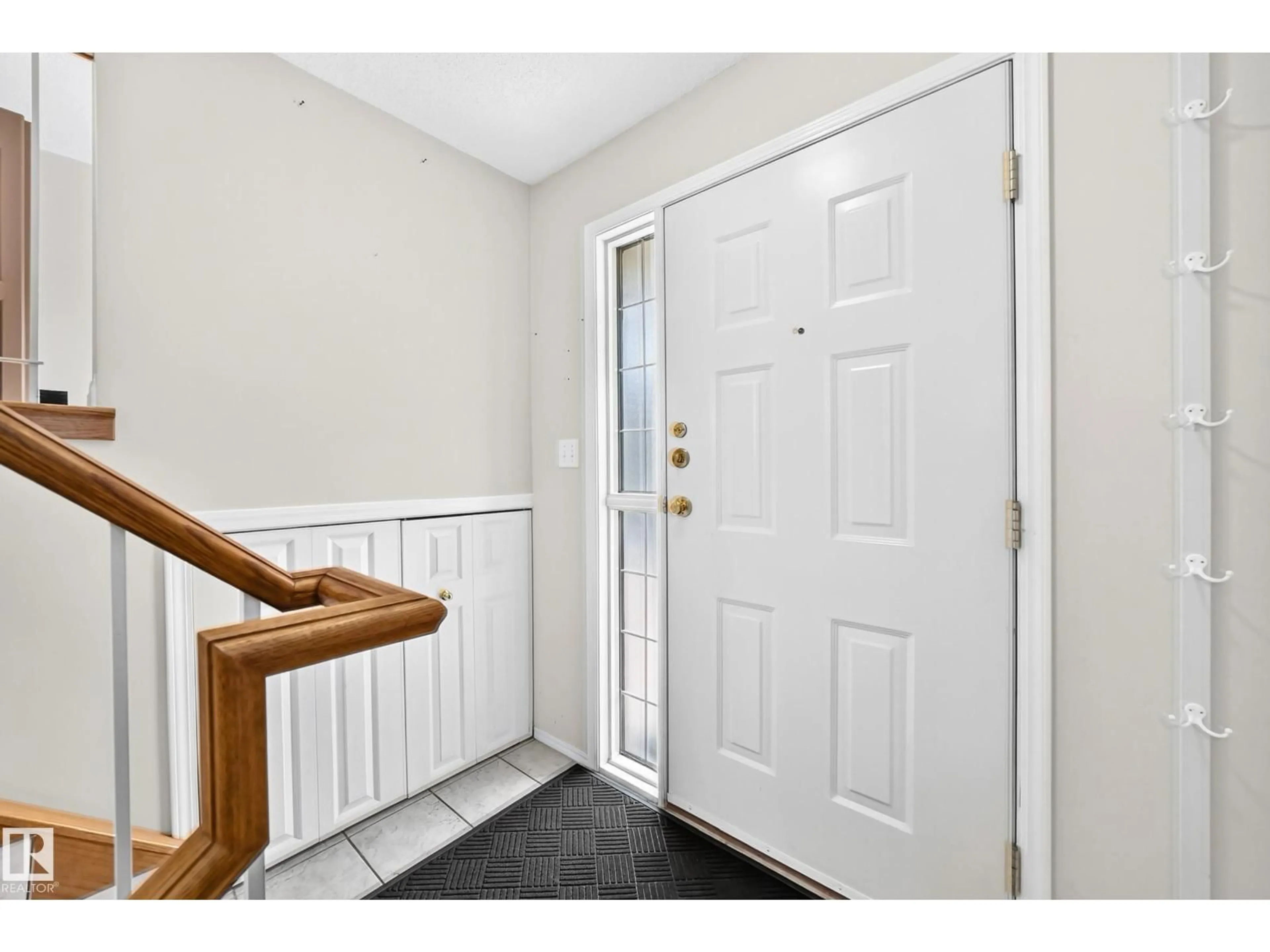 Indoor entryway for #51 - 9630 176 ST, Edmonton Alberta T5T6E1