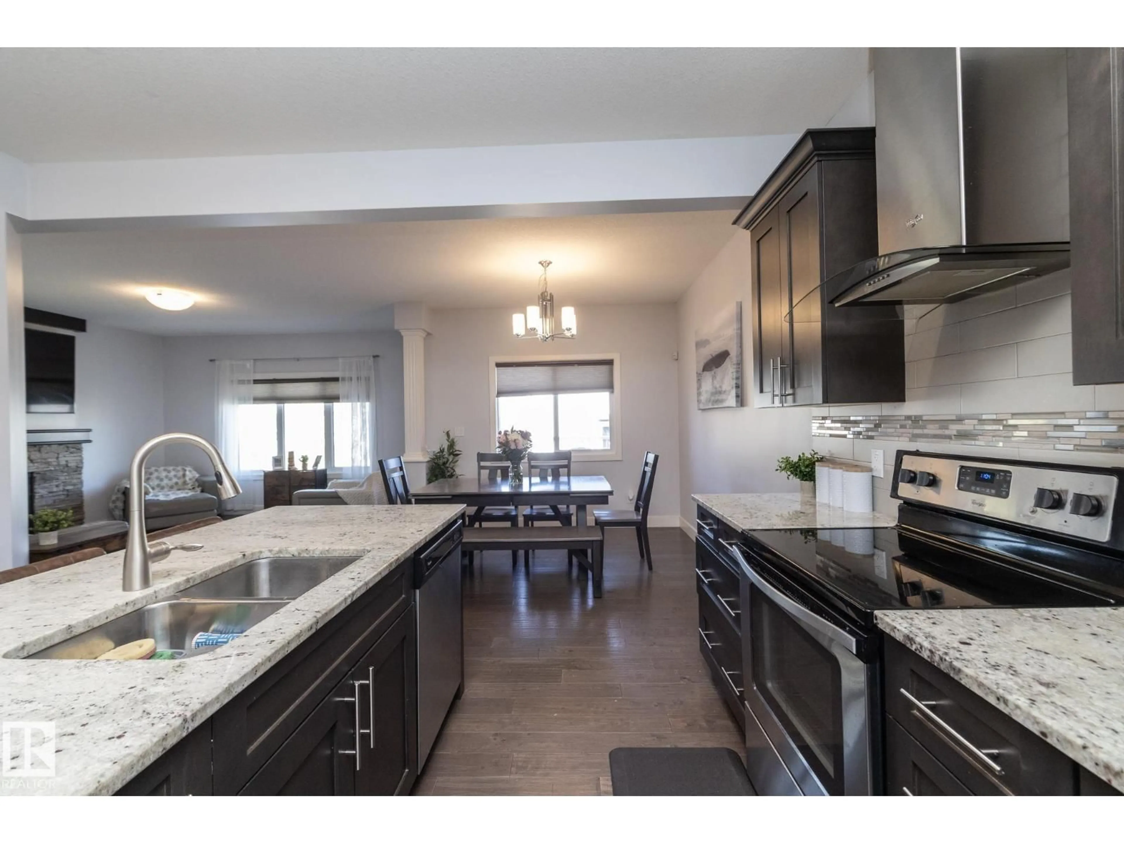 Open concept kitchen, ceramic/tile floor for NW - 2016 REDTAIL CM, Edmonton Alberta T5S2B9