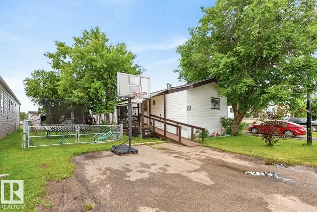 29 - 5220 44 AV, Calmar 3