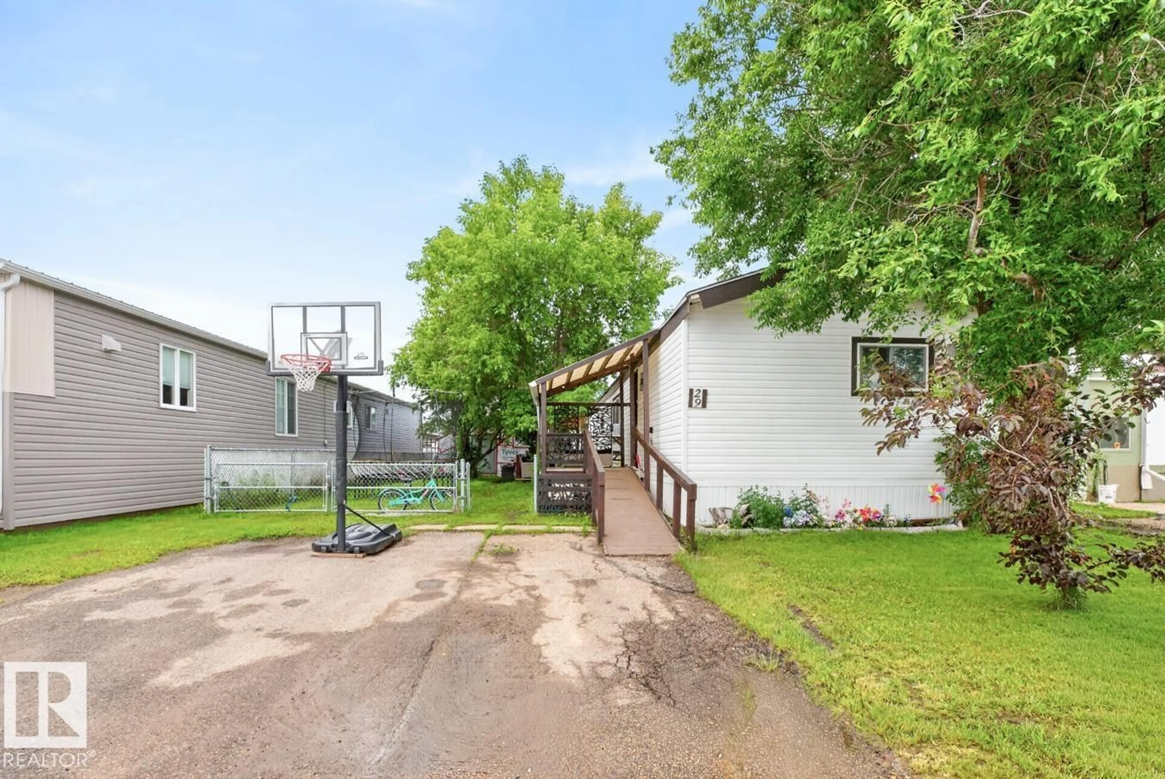 Unknown for 29 - 5220 44 AV, Calmar Alberta T0C0S0