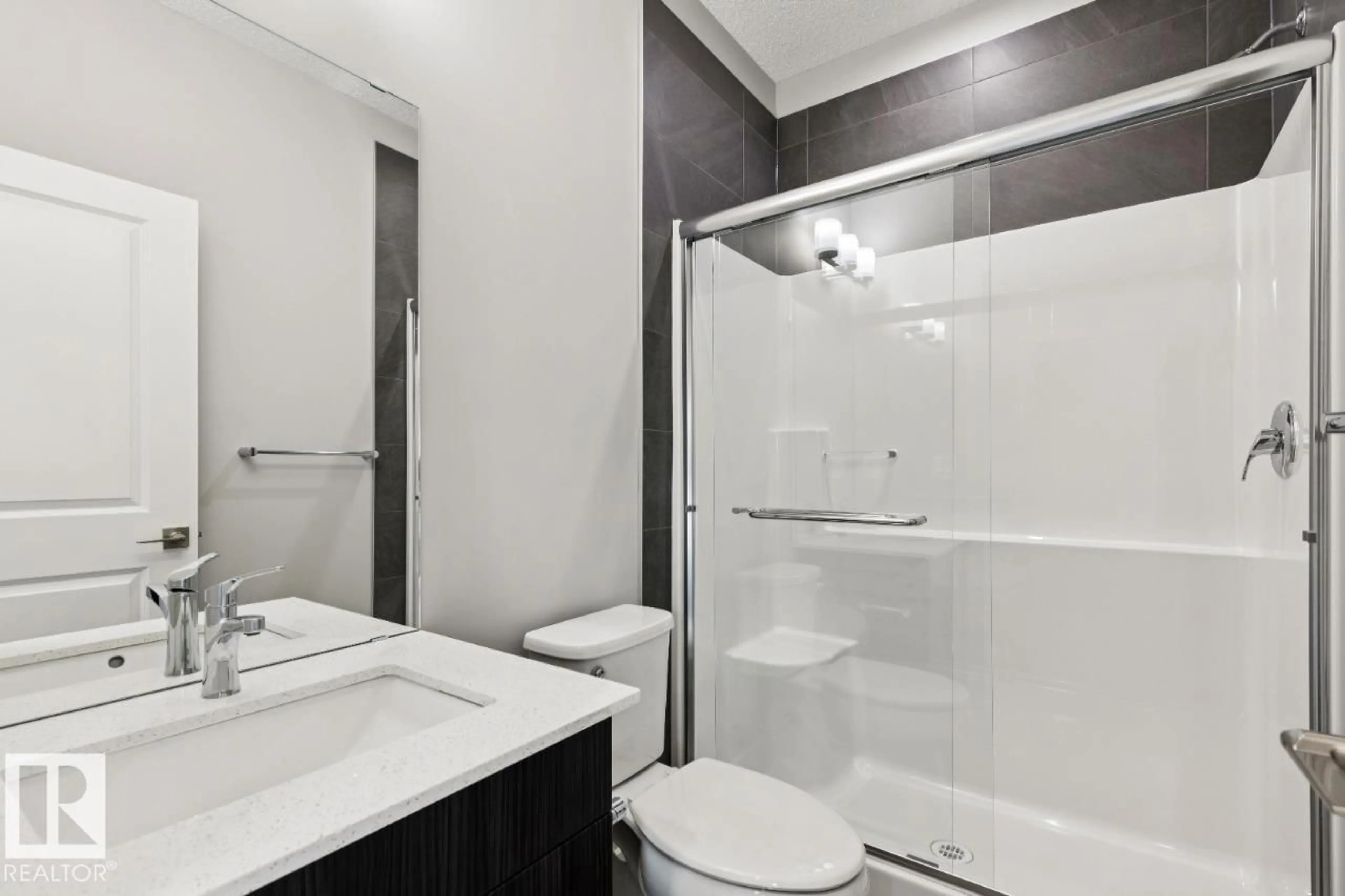 Standard bathroom, unknown for 309 EDGEMONT DR, Edmonton Alberta T6M3G7