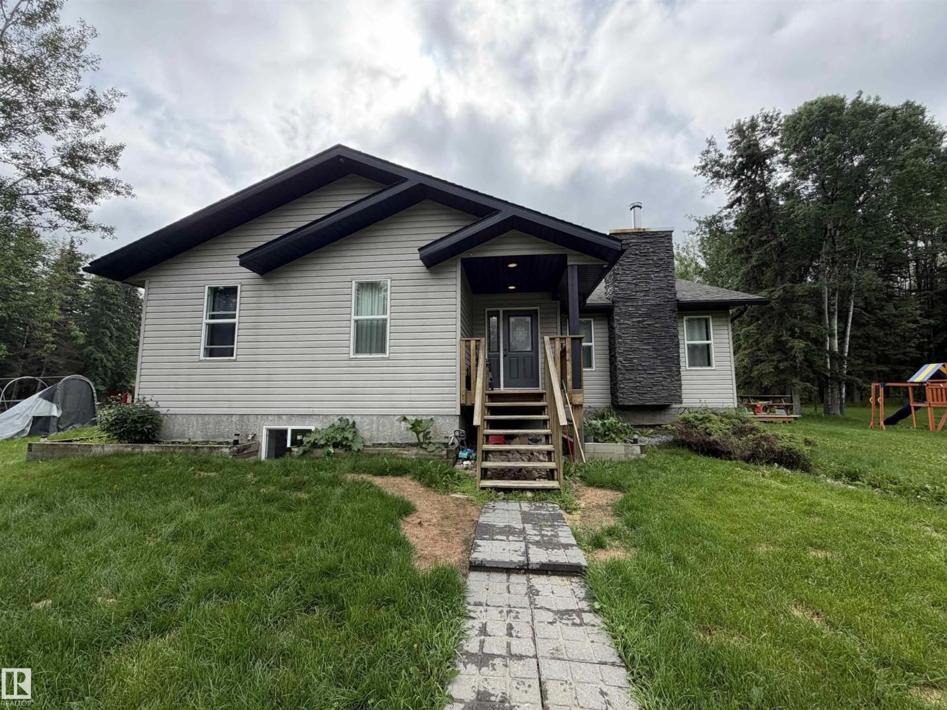 Home with vinyl exterior material, unknown for 644081 RGE ROAD 235, Rural Athabasca County Alberta T9S2A9