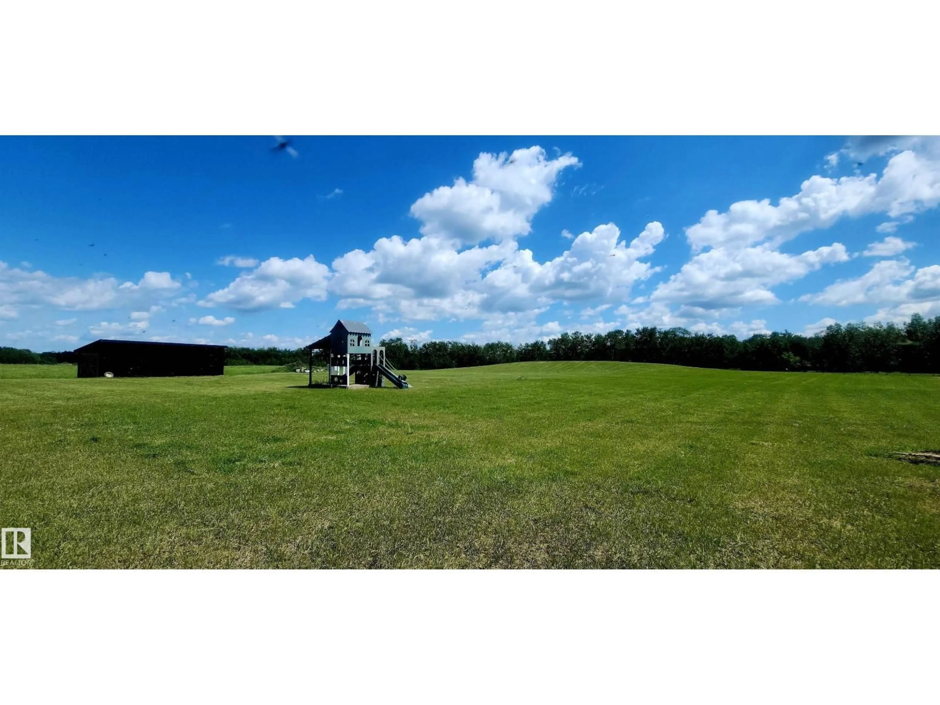 A pic from outside/outdoor area/front of a property/back of a property/a pic from drone, unknown for 41251 RANGE ROAD 210, Rural Camrose County Alberta T0B0H0