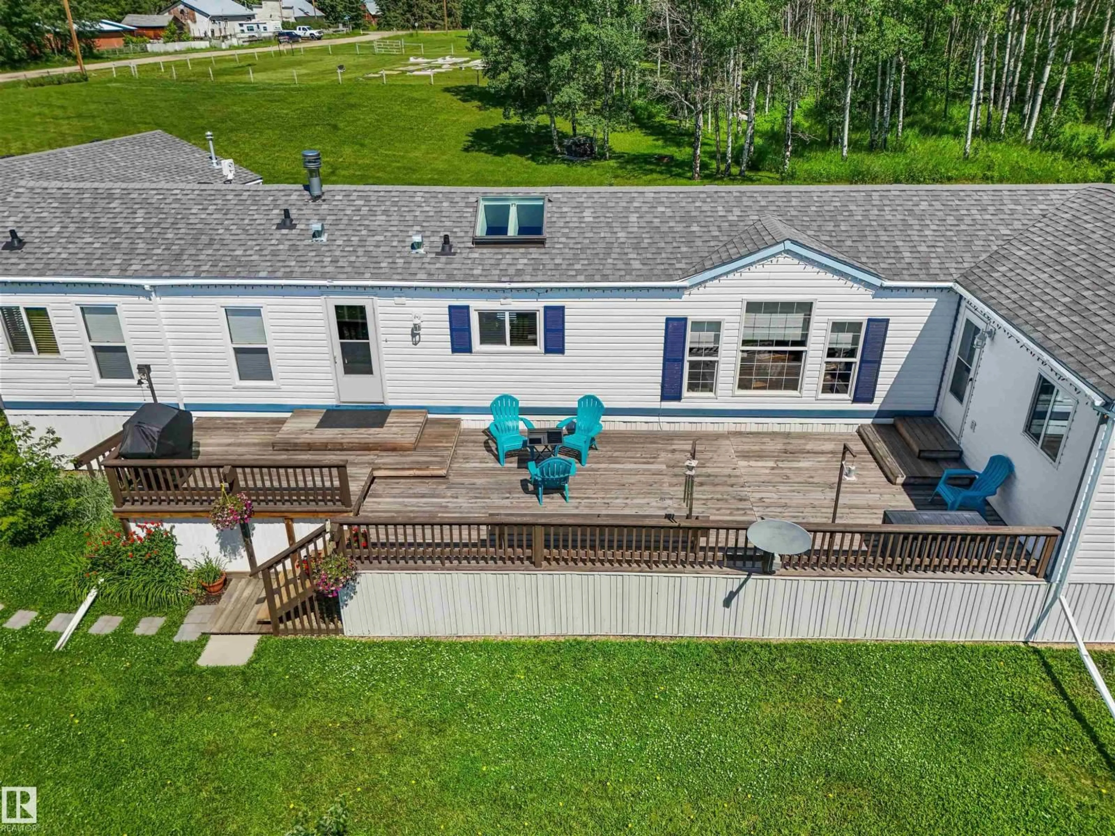 A pic from outside/outdoor area/front of a property/back of a property/a pic from drone, water/lake/river/ocean view for 49327 RGE RD 53, Rural Brazeau County Alberta T0C1W0