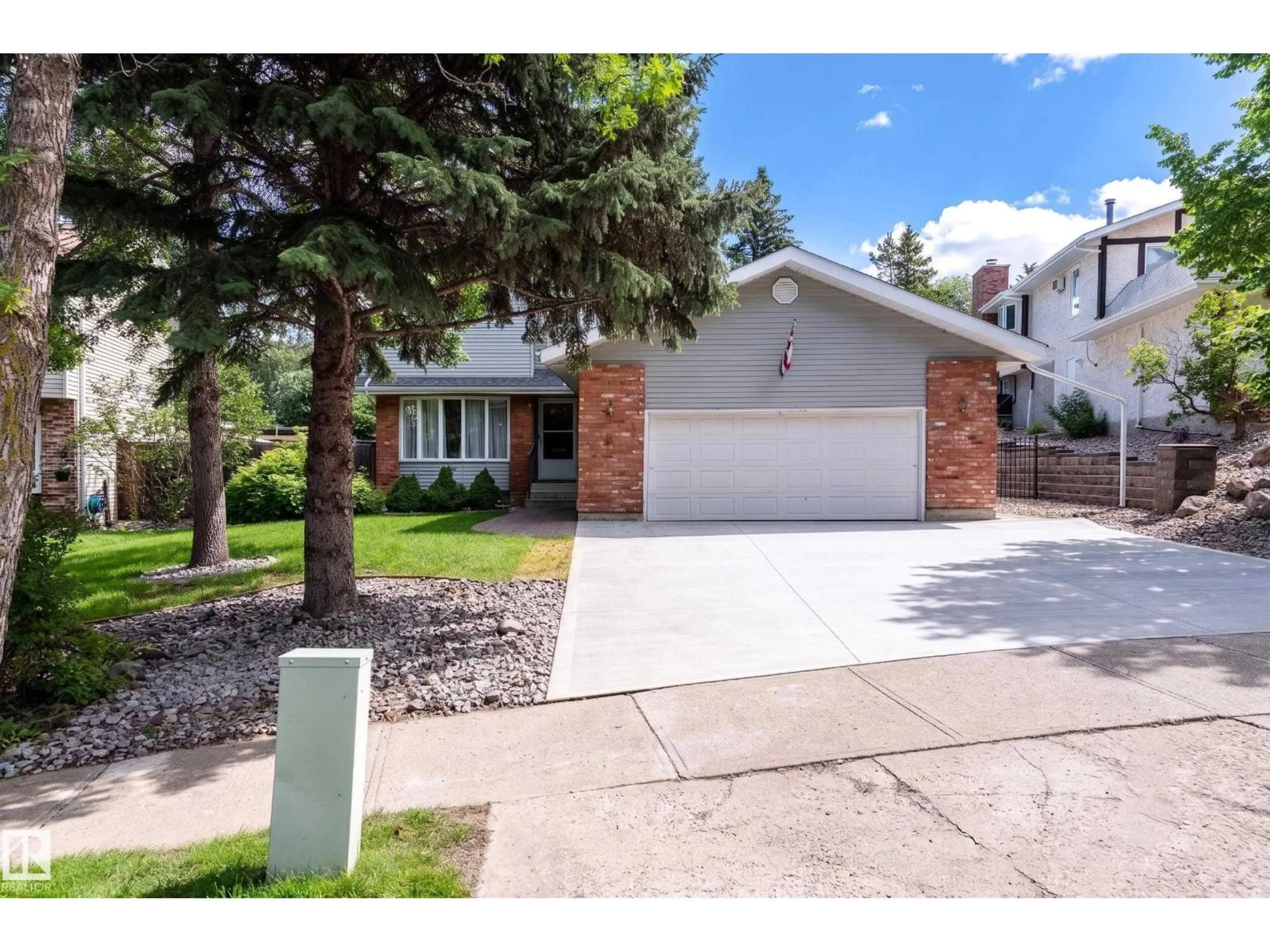 Unknown for 45 WIMBLETON CR, St. Albert Alberta T8N3X5
