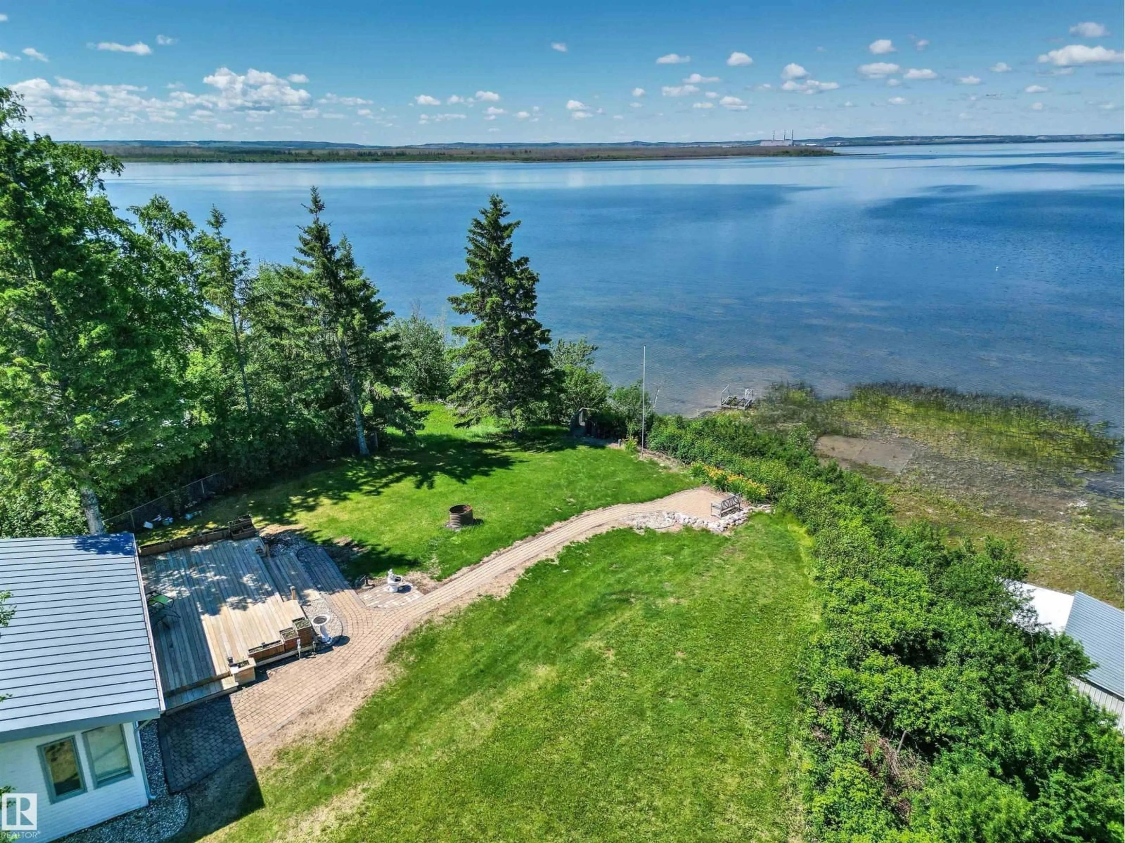 A pic from outside/outdoor area/front of a property/back of a property/a pic from drone, water/lake/river/ocean view for 9 GIBBONS AVE, Rural Parkland County Alberta T0E2Y0