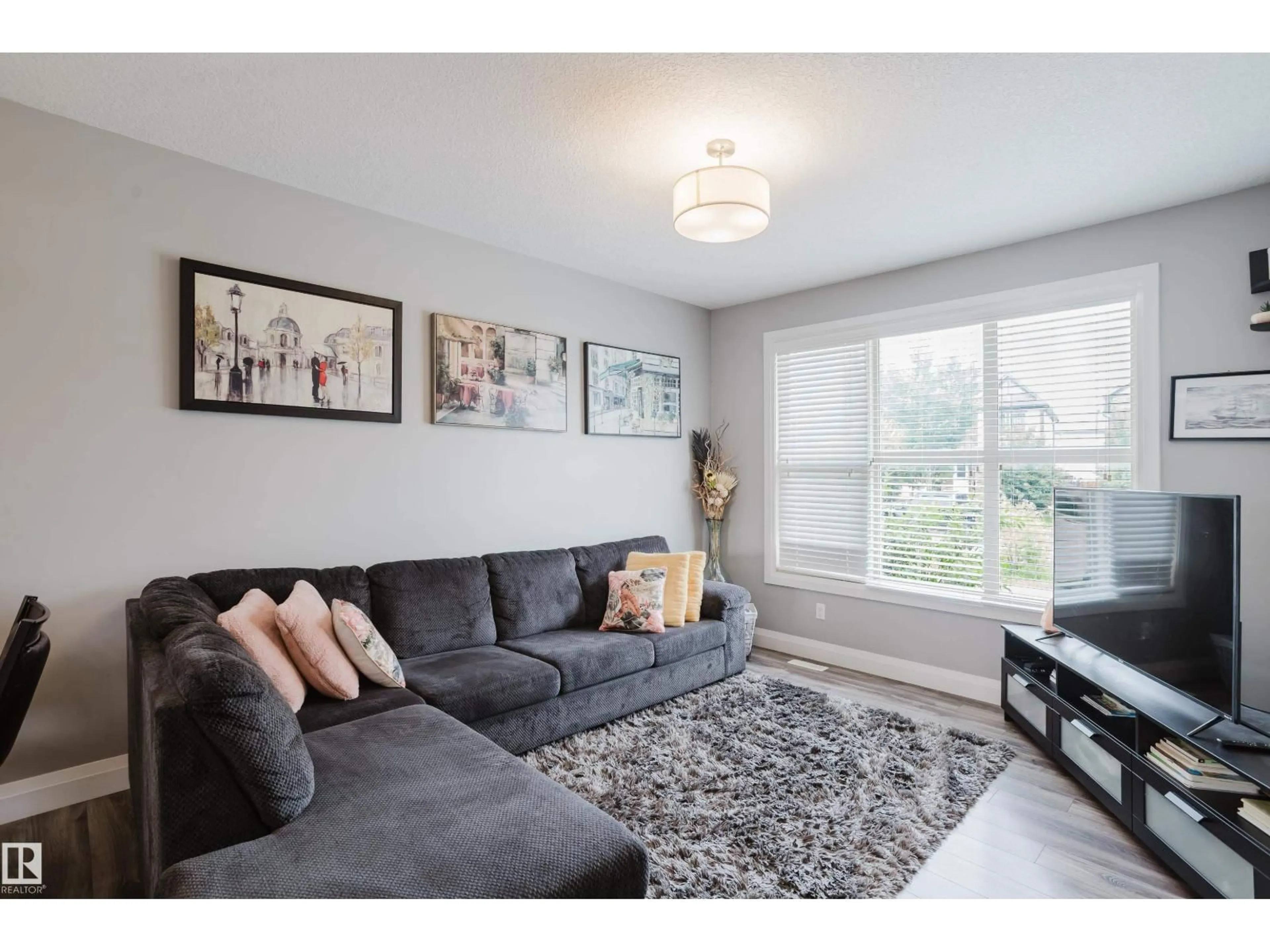 Living room with furniture, unknown for 92 GREENBURY BV, Spruce Grove Alberta T7X0M4