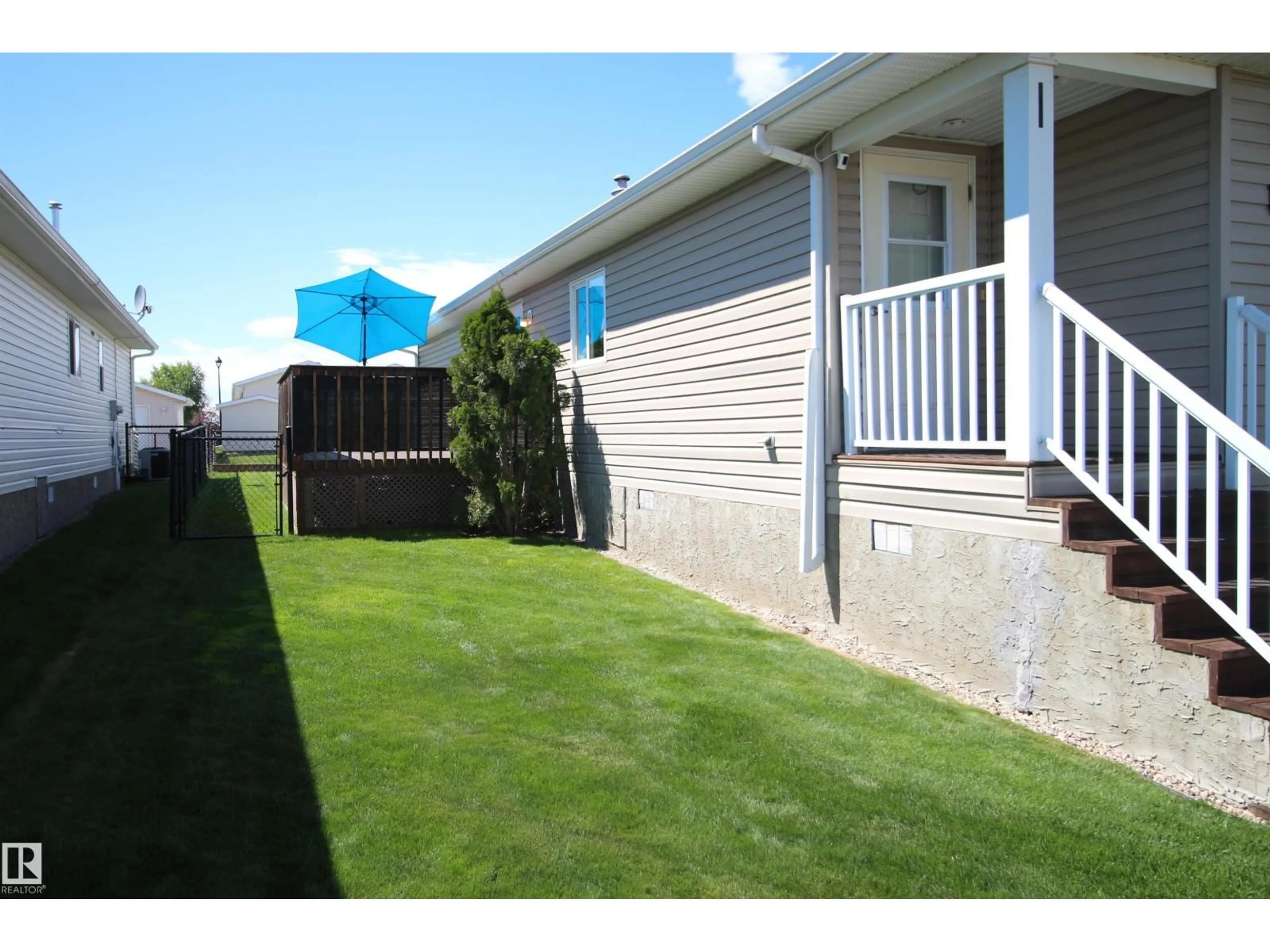 Patio, unknown for 5014 ASPEN PLACE, Leduc Alberta T9E8R3