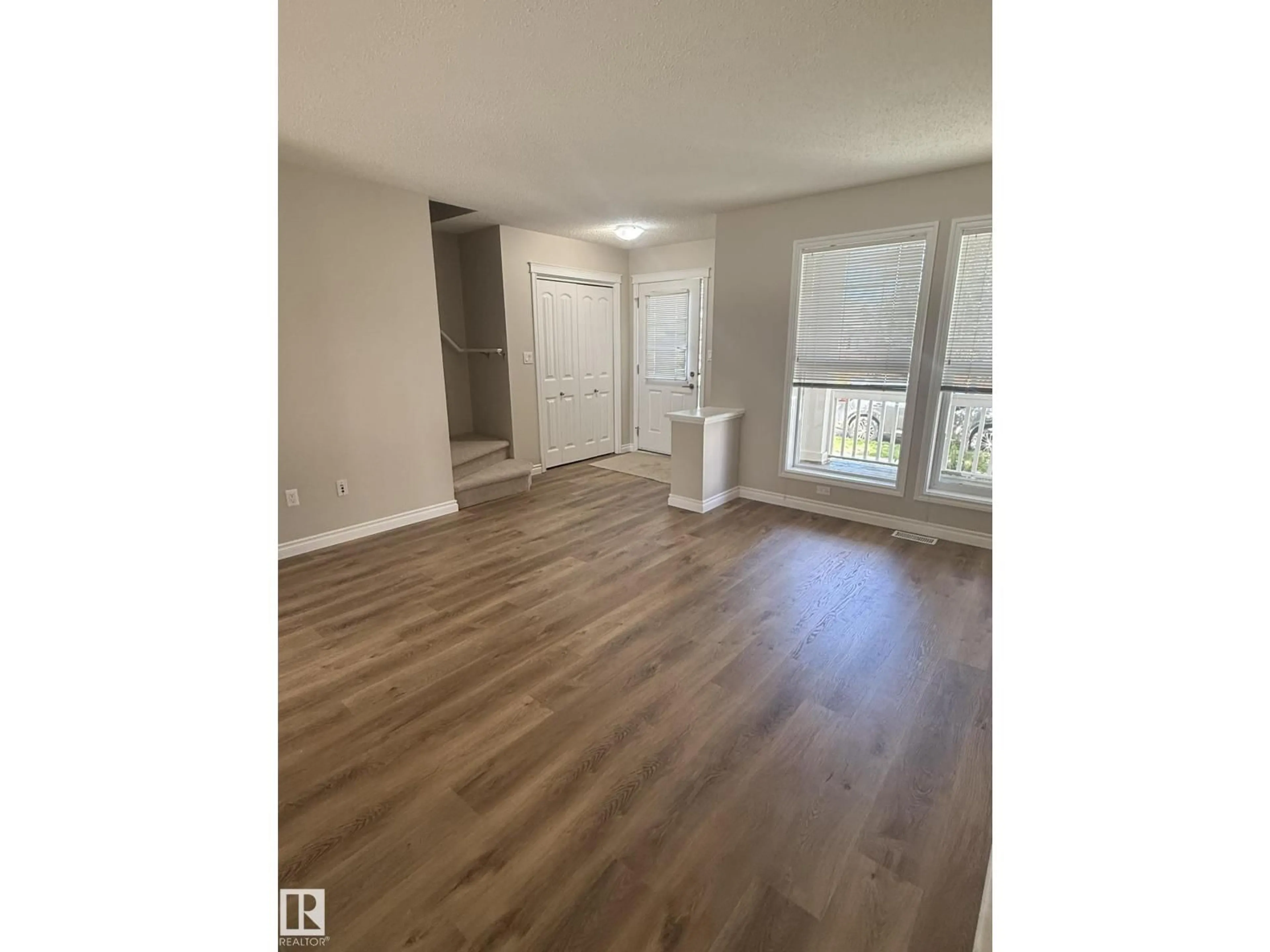A pic of a room for NW - 8305 ELLIS CR, Edmonton Alberta T6M2N5