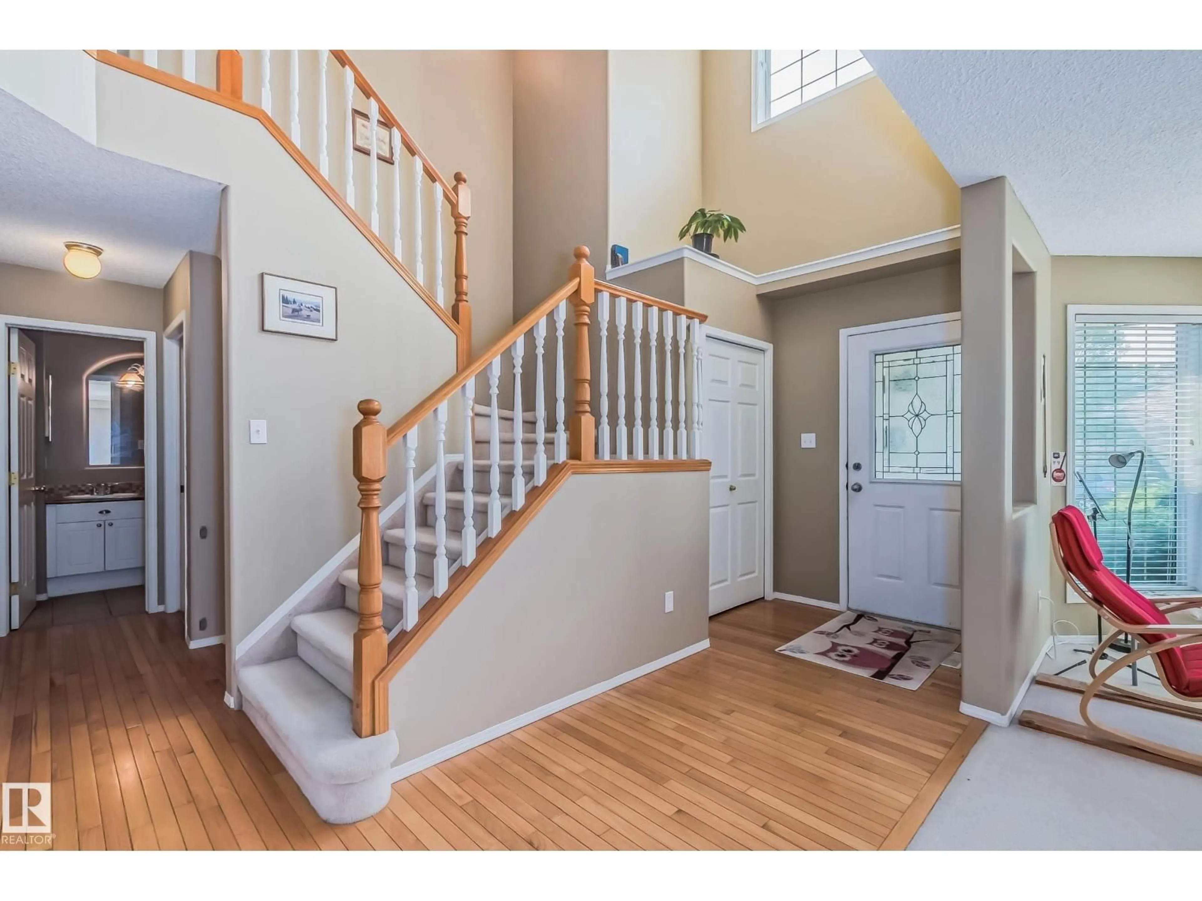 Indoor entryway for NW - 347 HUNTERS RU, Edmonton Alberta T6R2N9