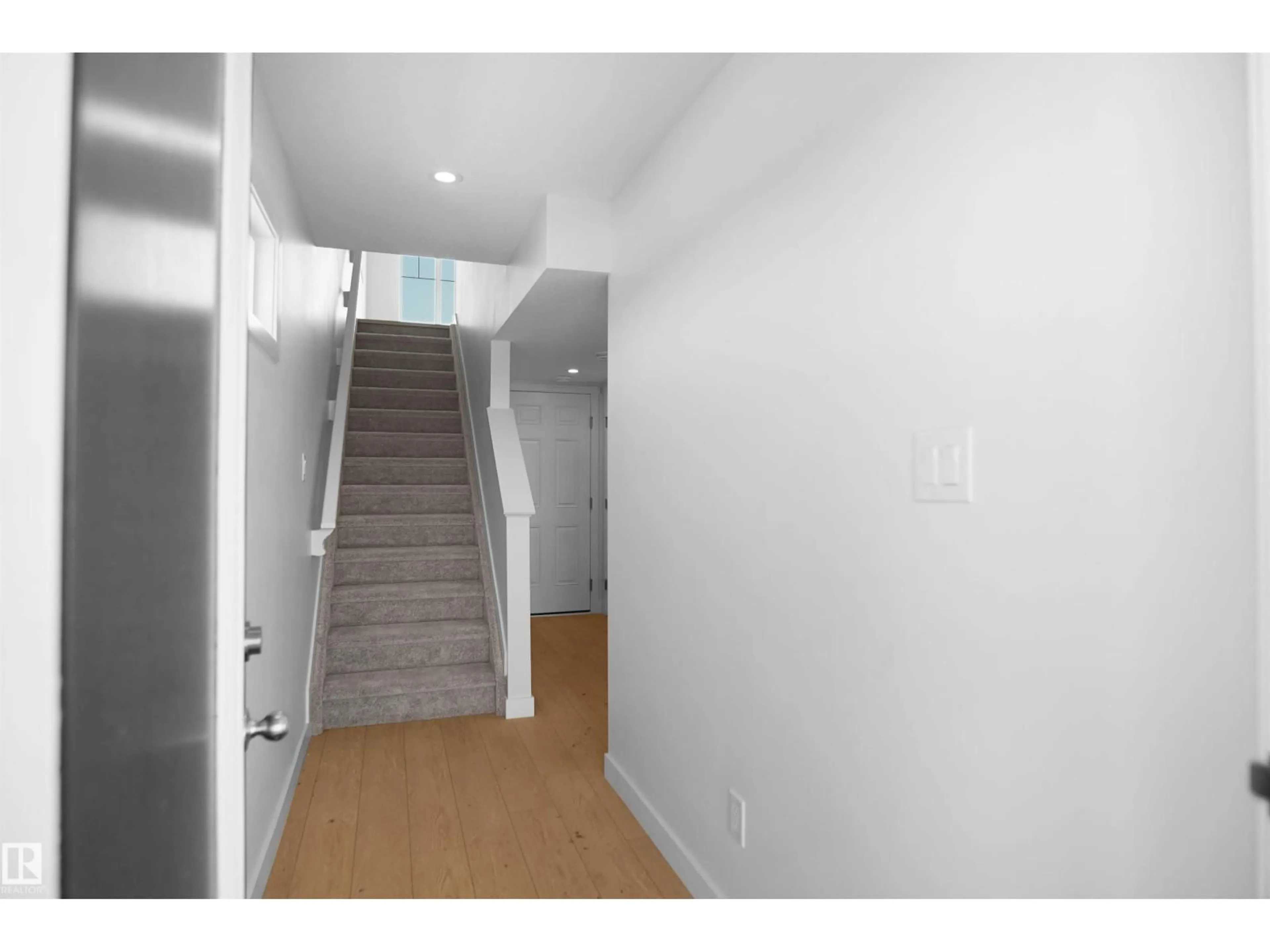 Unknown for 21225 131A AV, Edmonton Alberta T5S0T7