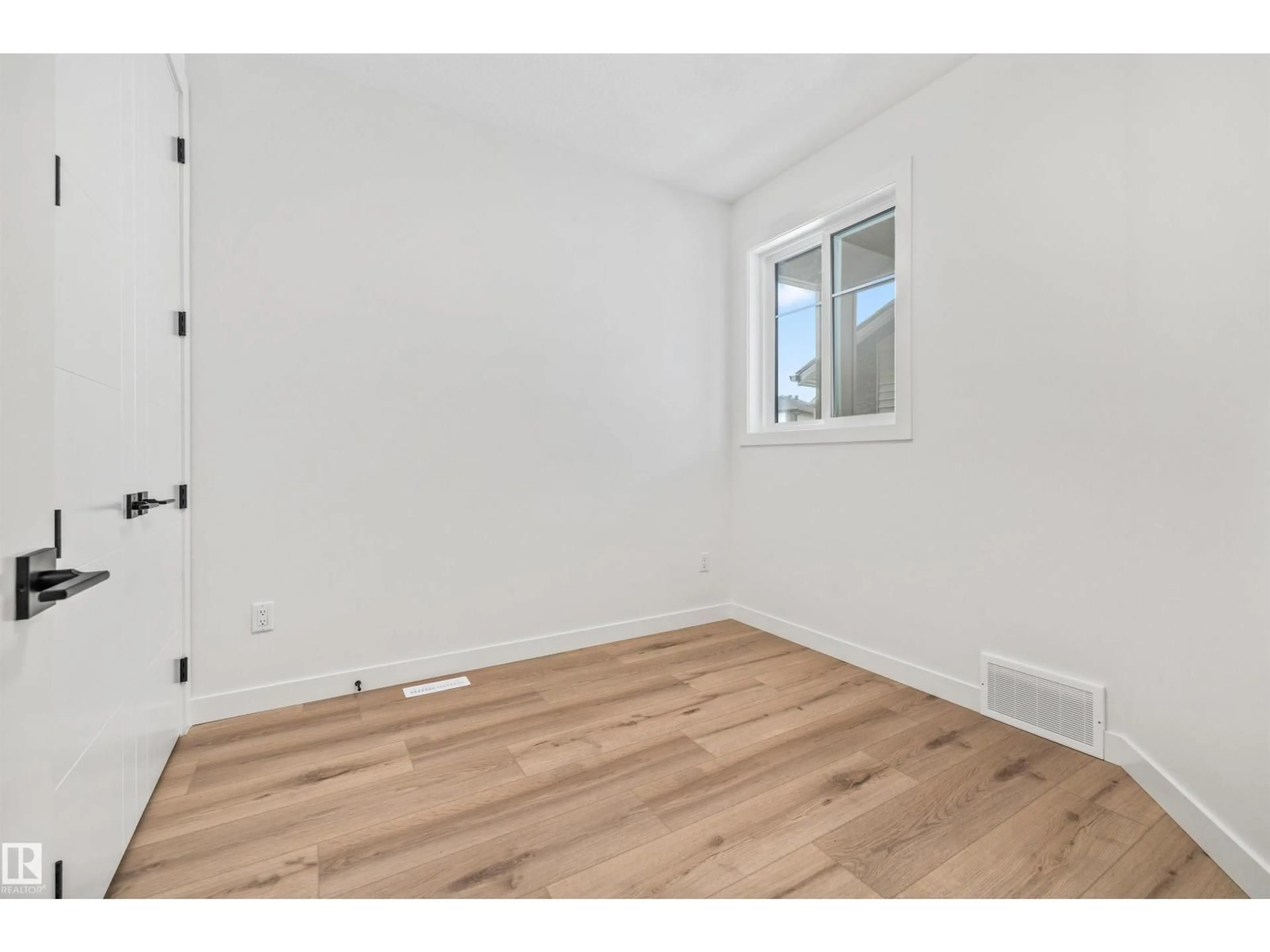 A pic of a room for 6 ENNS, Fort Saskatchewan Alberta T8L0Z4