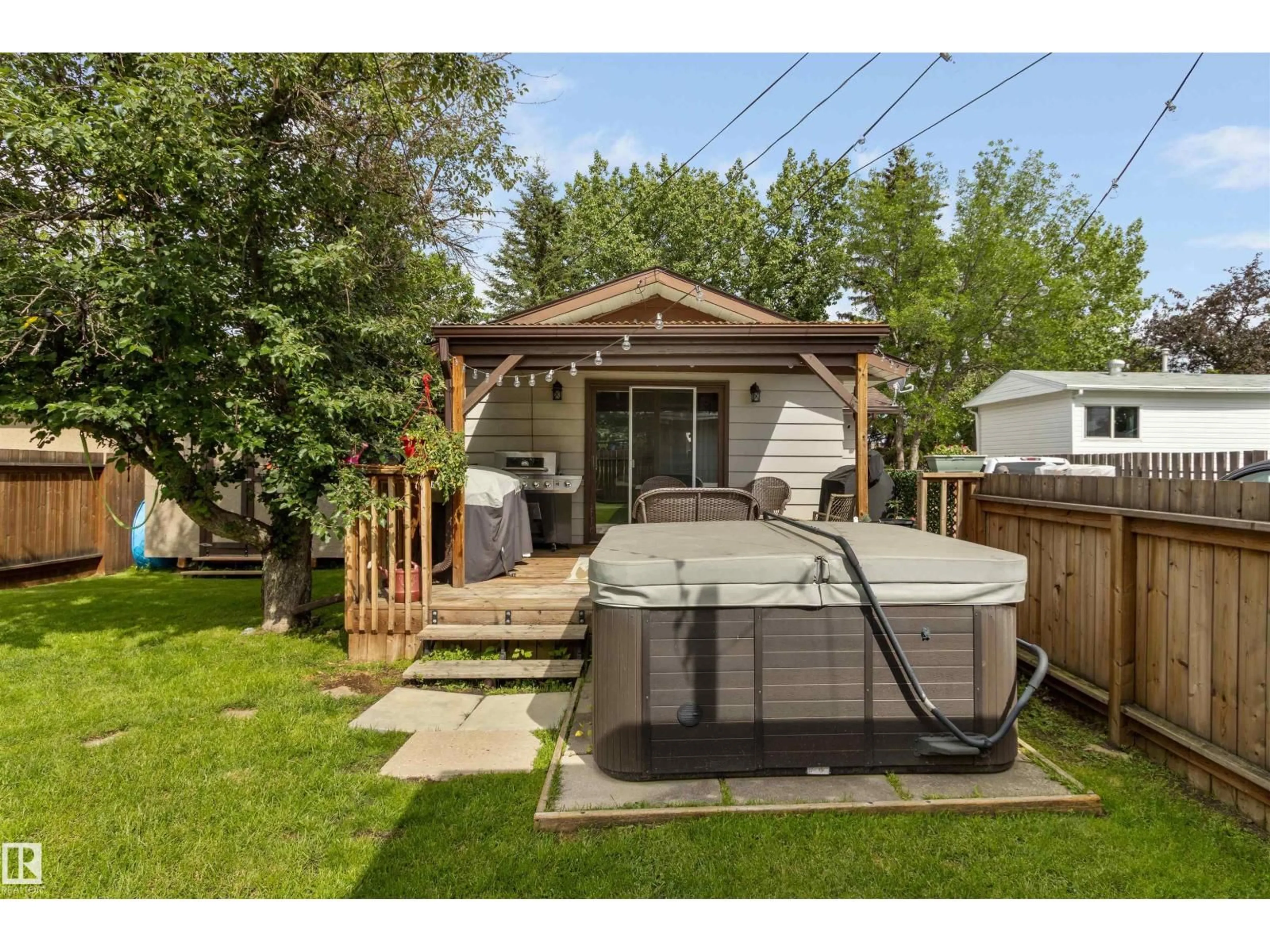 Patio, street for 4808 43 ST, Drayton Valley Alberta T7A1G1