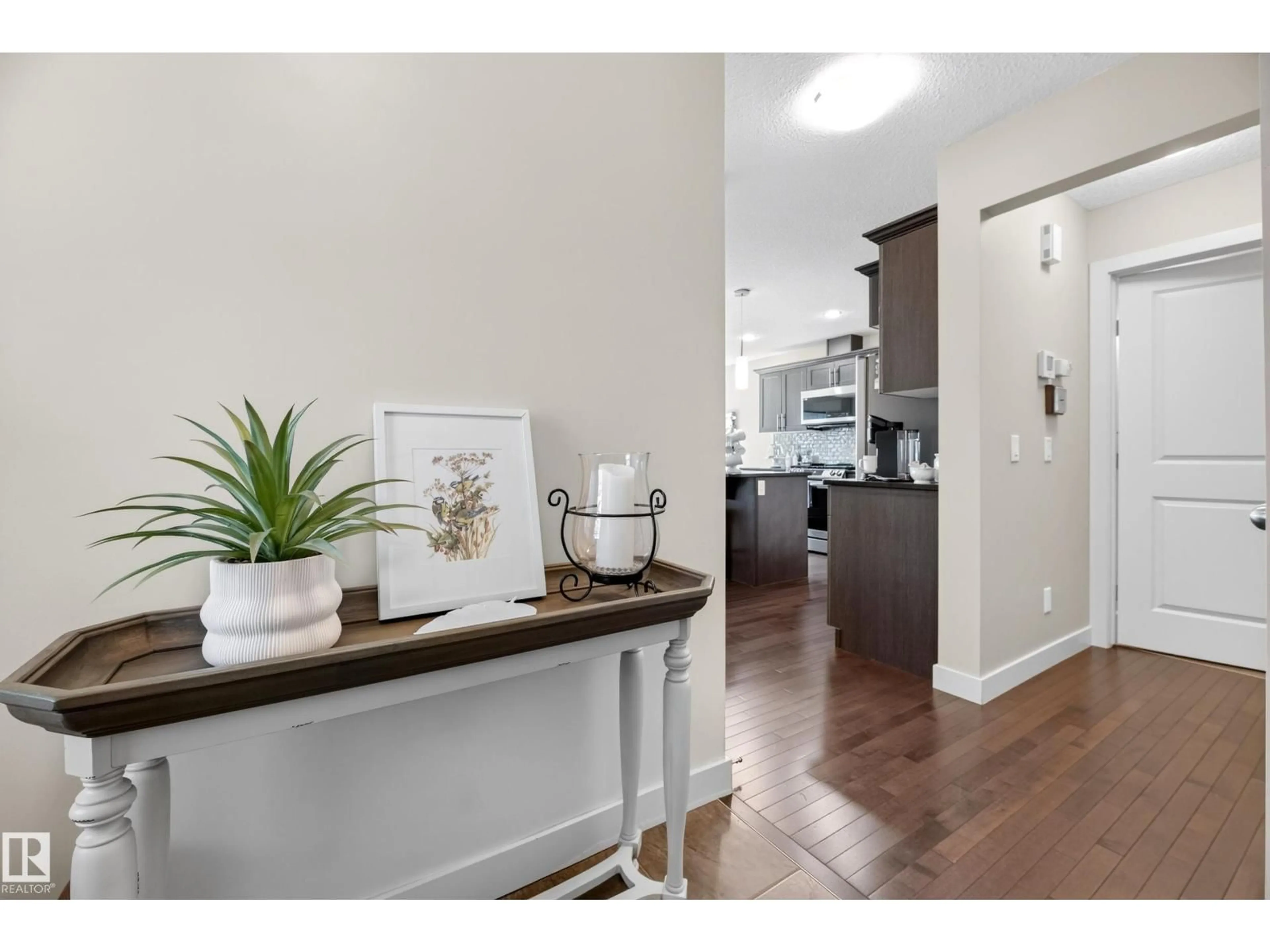 Indoor entryway for 197 SUMMERSTONE LN, Sherwood Park Alberta T8H0K2