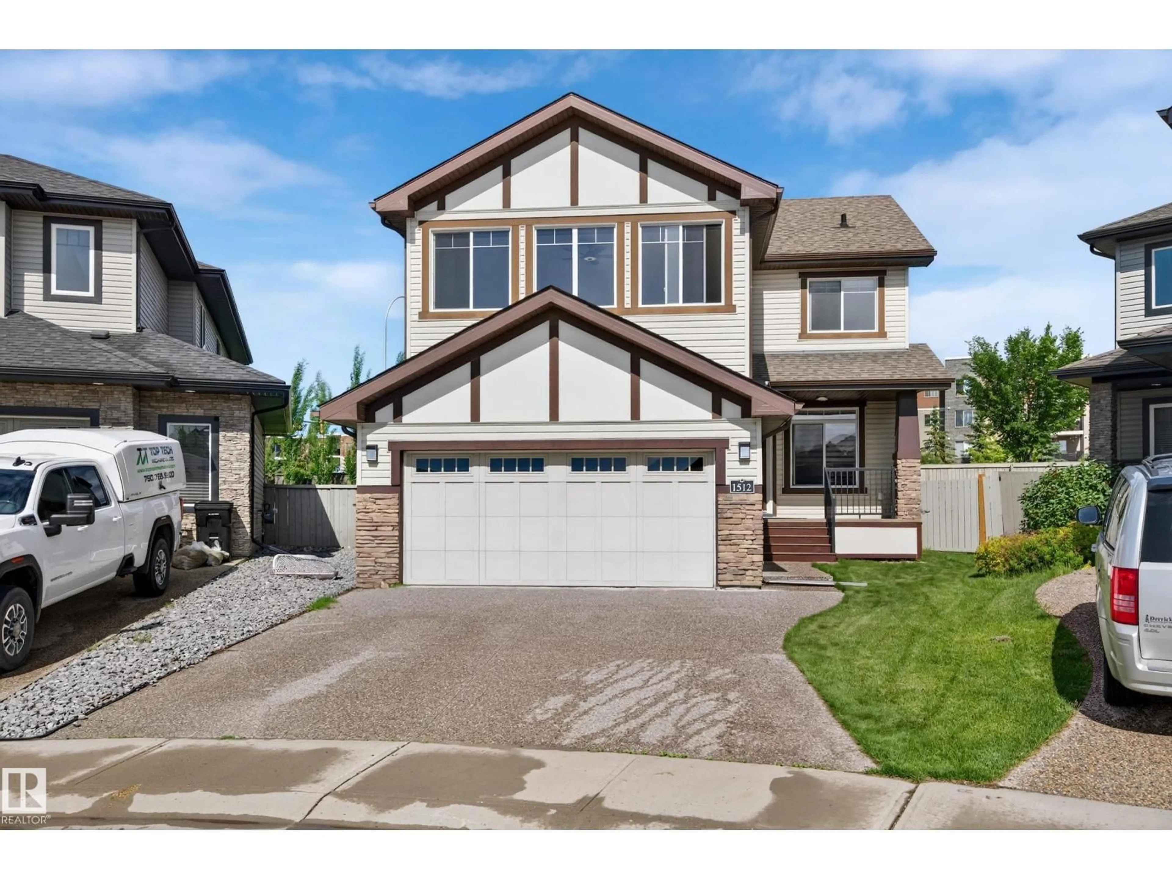 Home with vinyl exterior material, street for 1512 CUNNINGHAM SW, Edmonton Alberta T6W0Y3