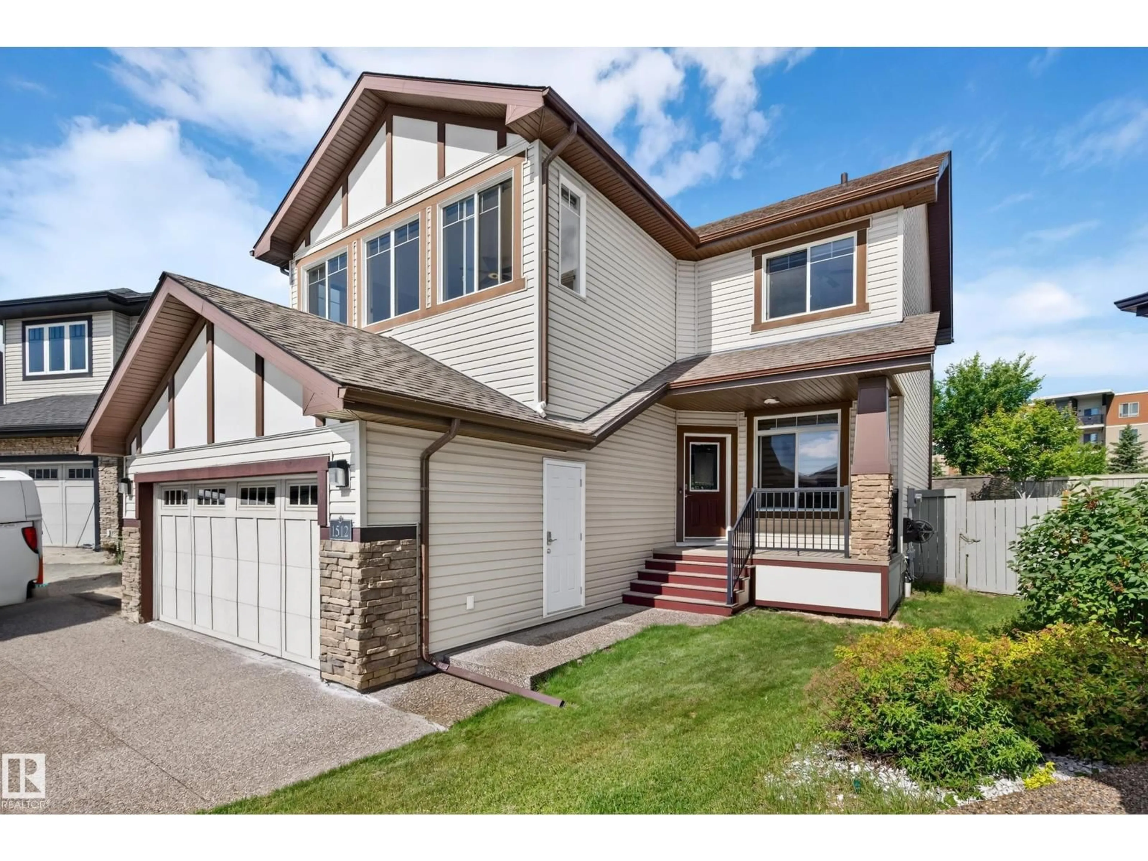 Home with vinyl exterior material, street for 1512 CUNNINGHAM SW, Edmonton Alberta T6W0Y3