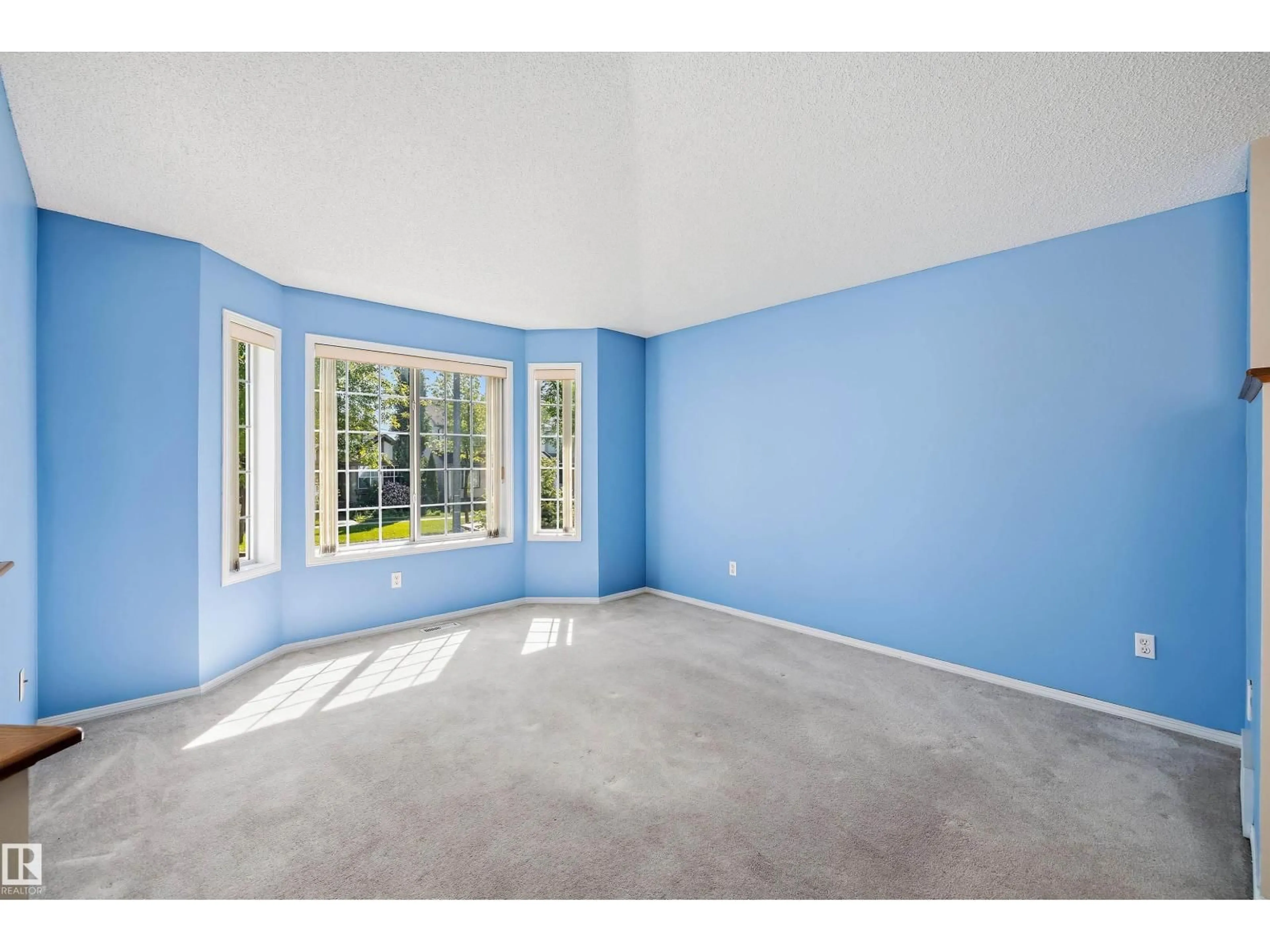 A pic of a room for NW - 15016 134 ST, Edmonton Alberta T6V1M6