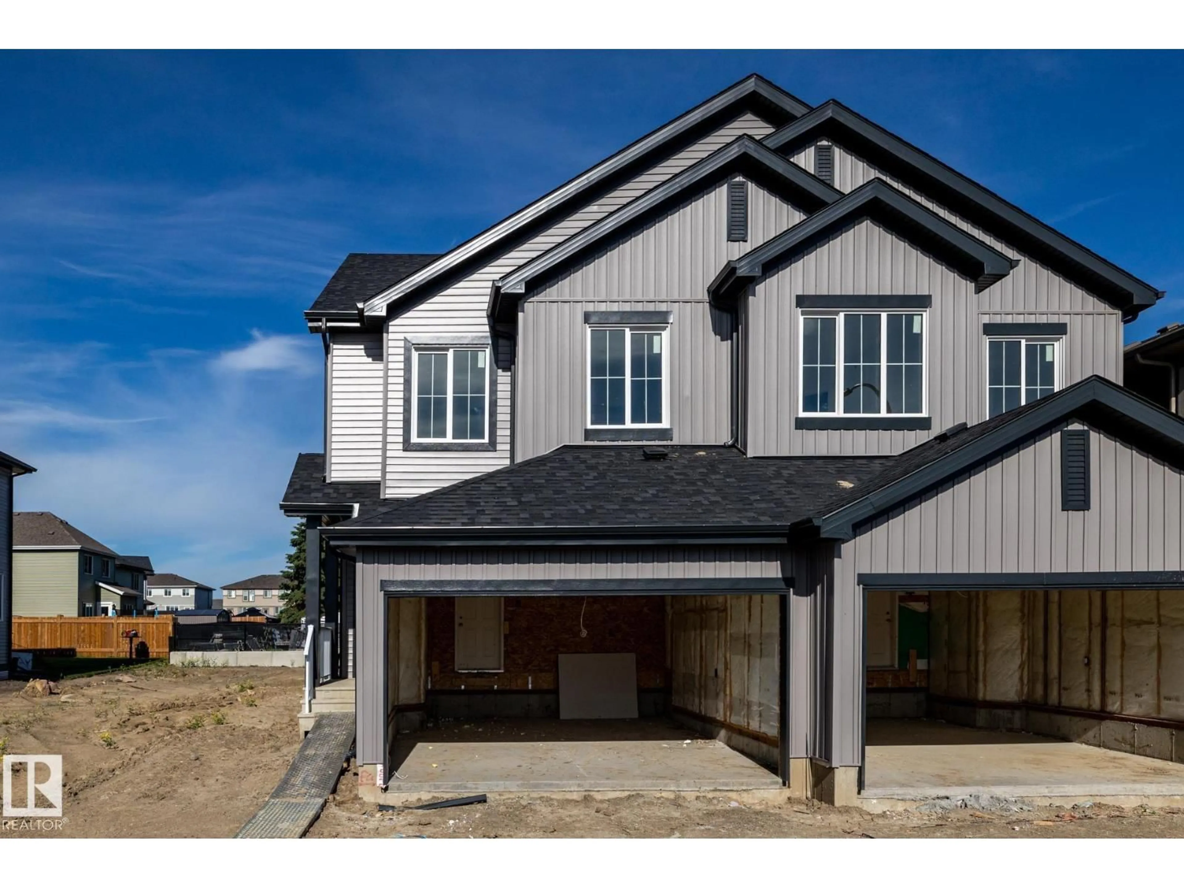 Home with vinyl exterior material, street for 11 PATRIOT WY, Spruce Grove Alberta T7X2W6