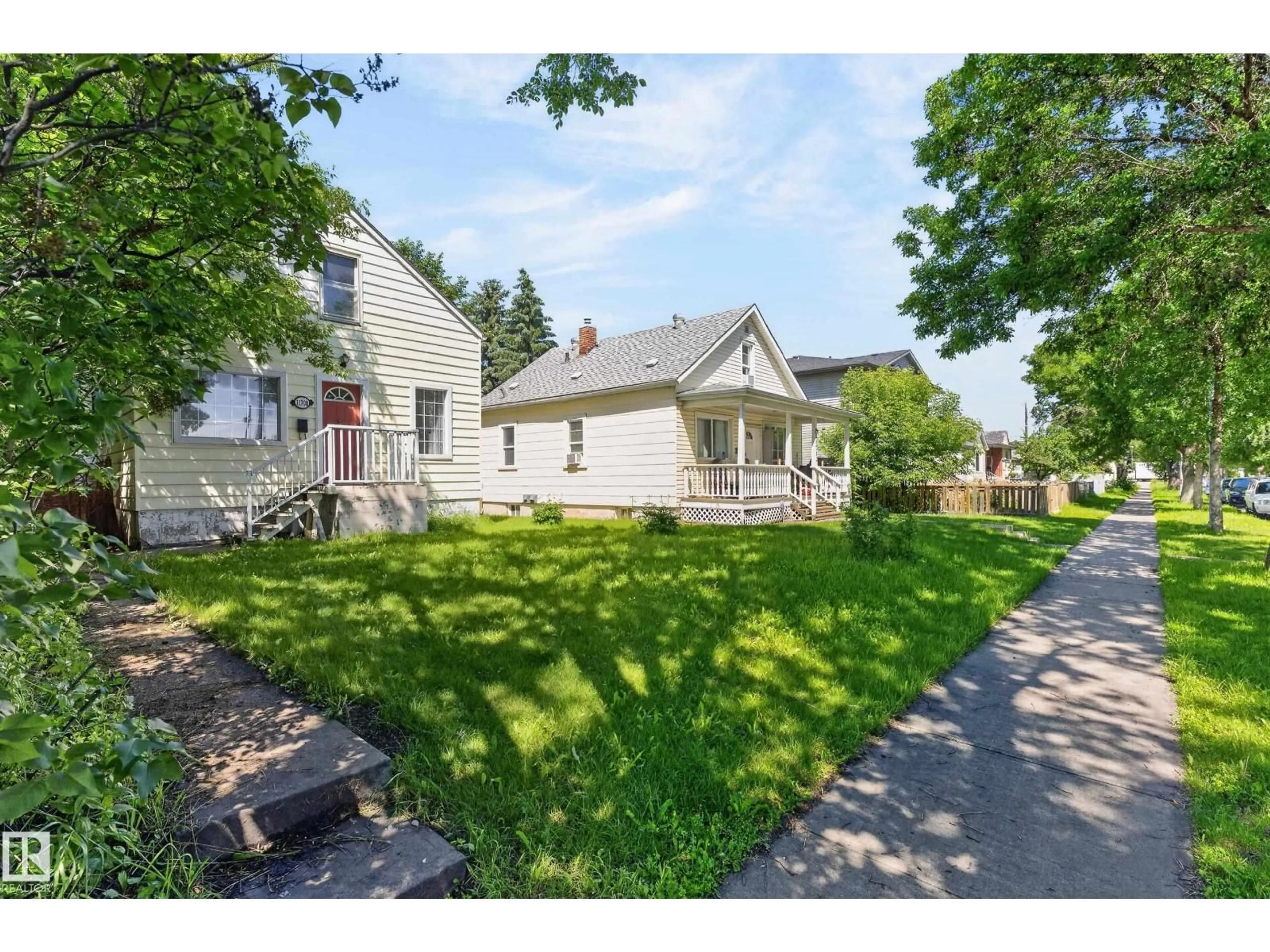 A pic from outside/outdoor area/front of a property/back of a property/a pic from drone, street for NW - 11708 79 ST, Edmonton Alberta T5B2K7