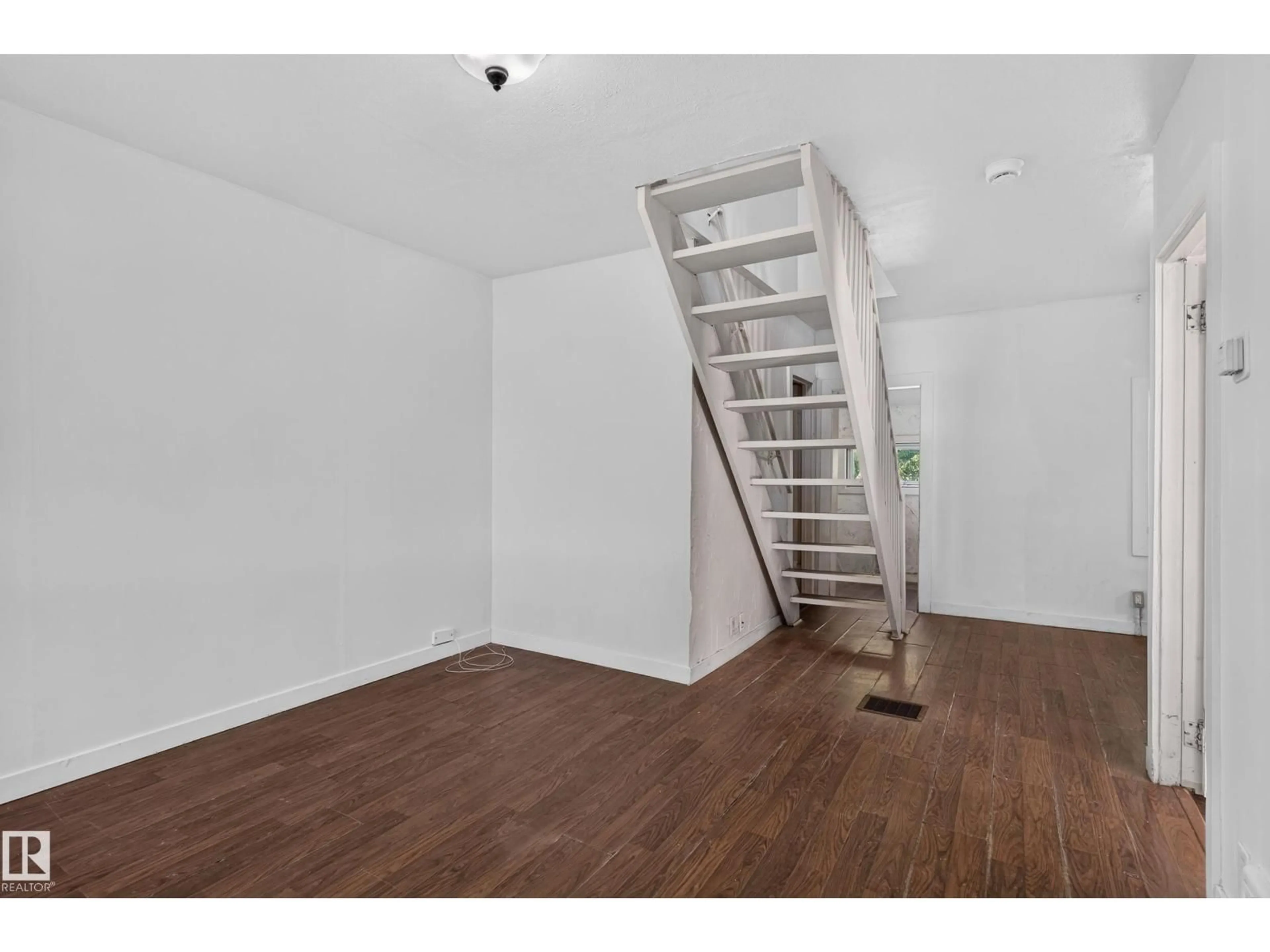 A pic of a room for NW - 11708 79 ST, Edmonton Alberta T5B2K7