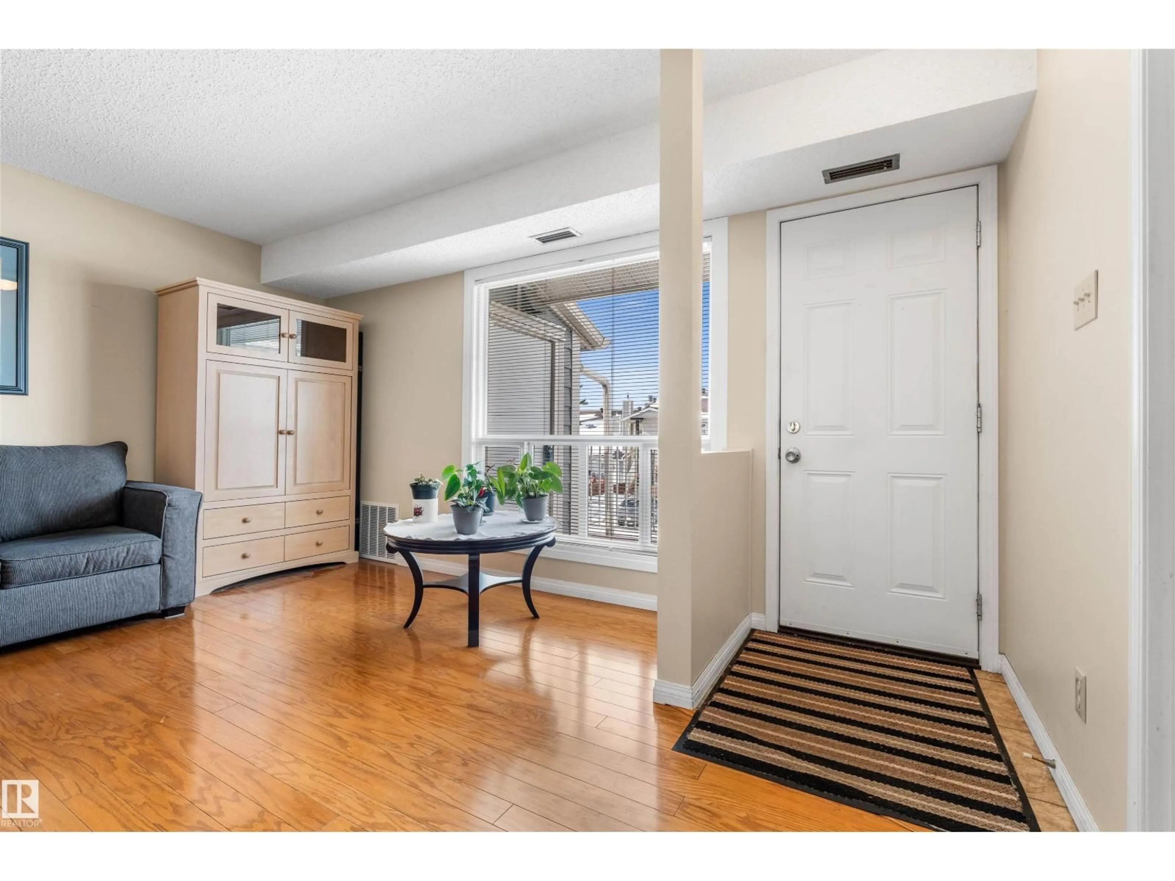 Indoor entryway for NW - 2324 151 AV, Edmonton Alberta T5Y2L1