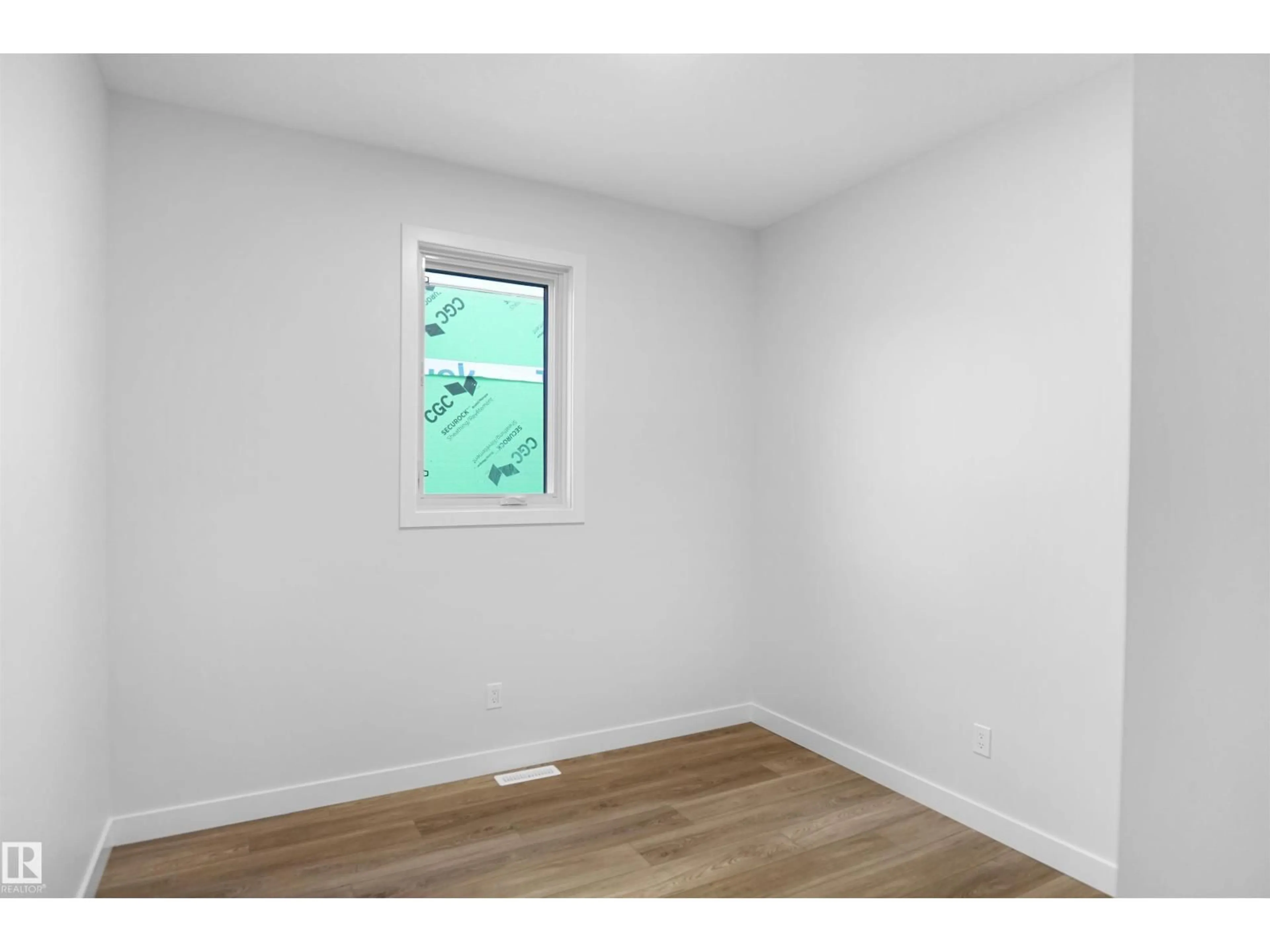 A pic of a room for NE - 17703 7 ST, Edmonton Alberta T5Y4E7