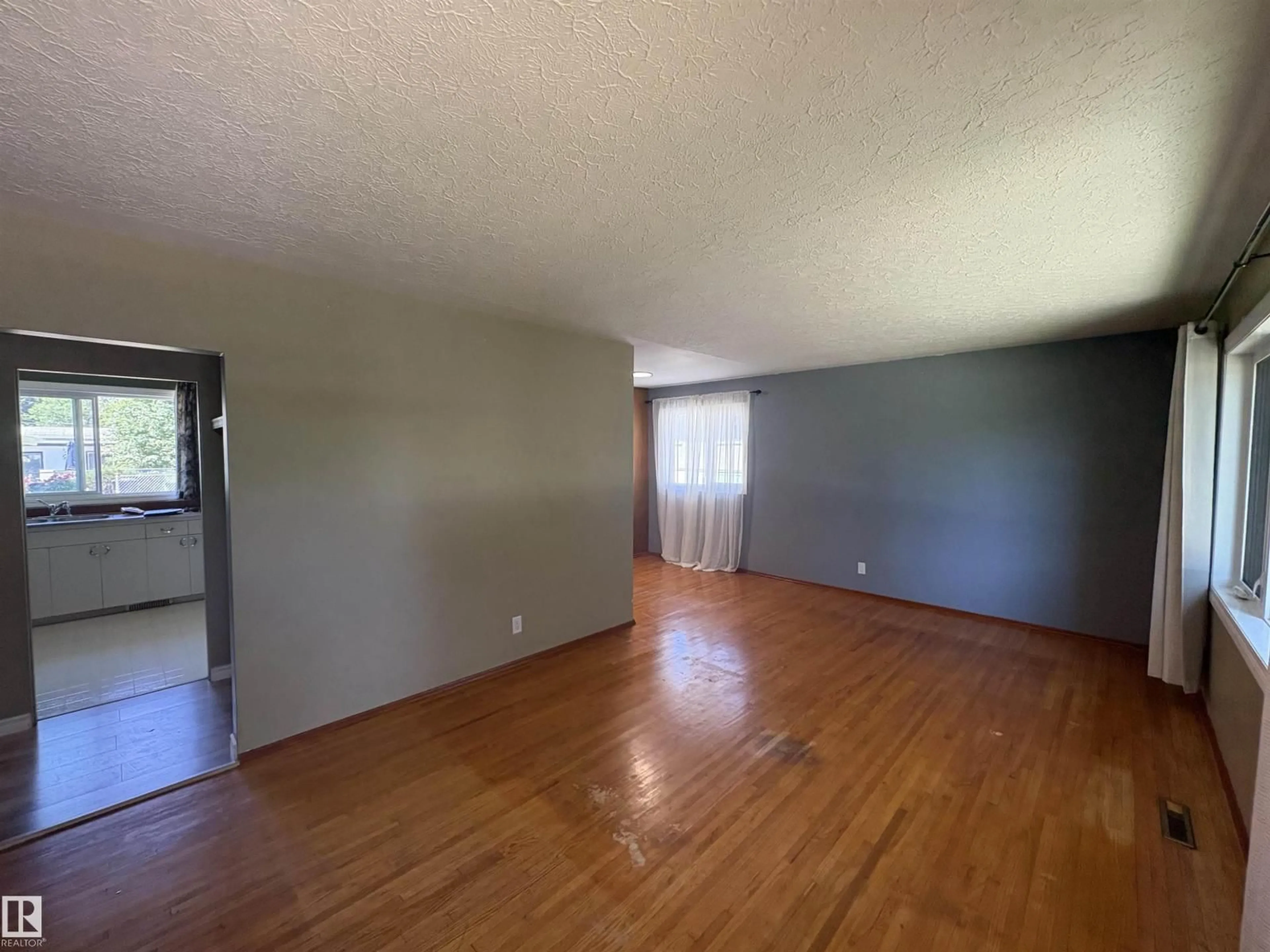 A pic of a room for NW - 13032 90 ST, Edmonton Alberta T5E3M3