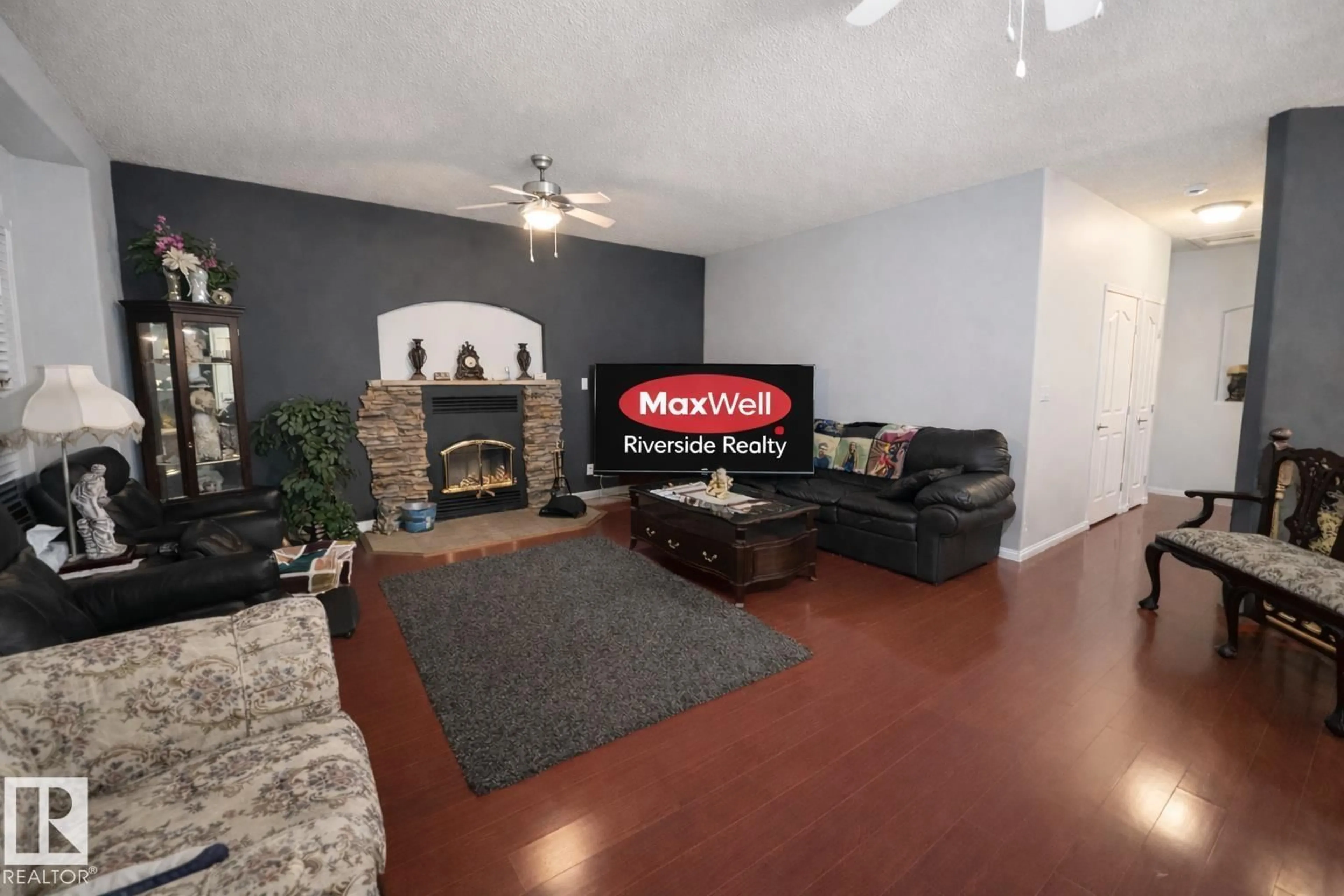 Living room with furniture, unknown for 5119 56 AV, Mundare Alberta T0B3H0