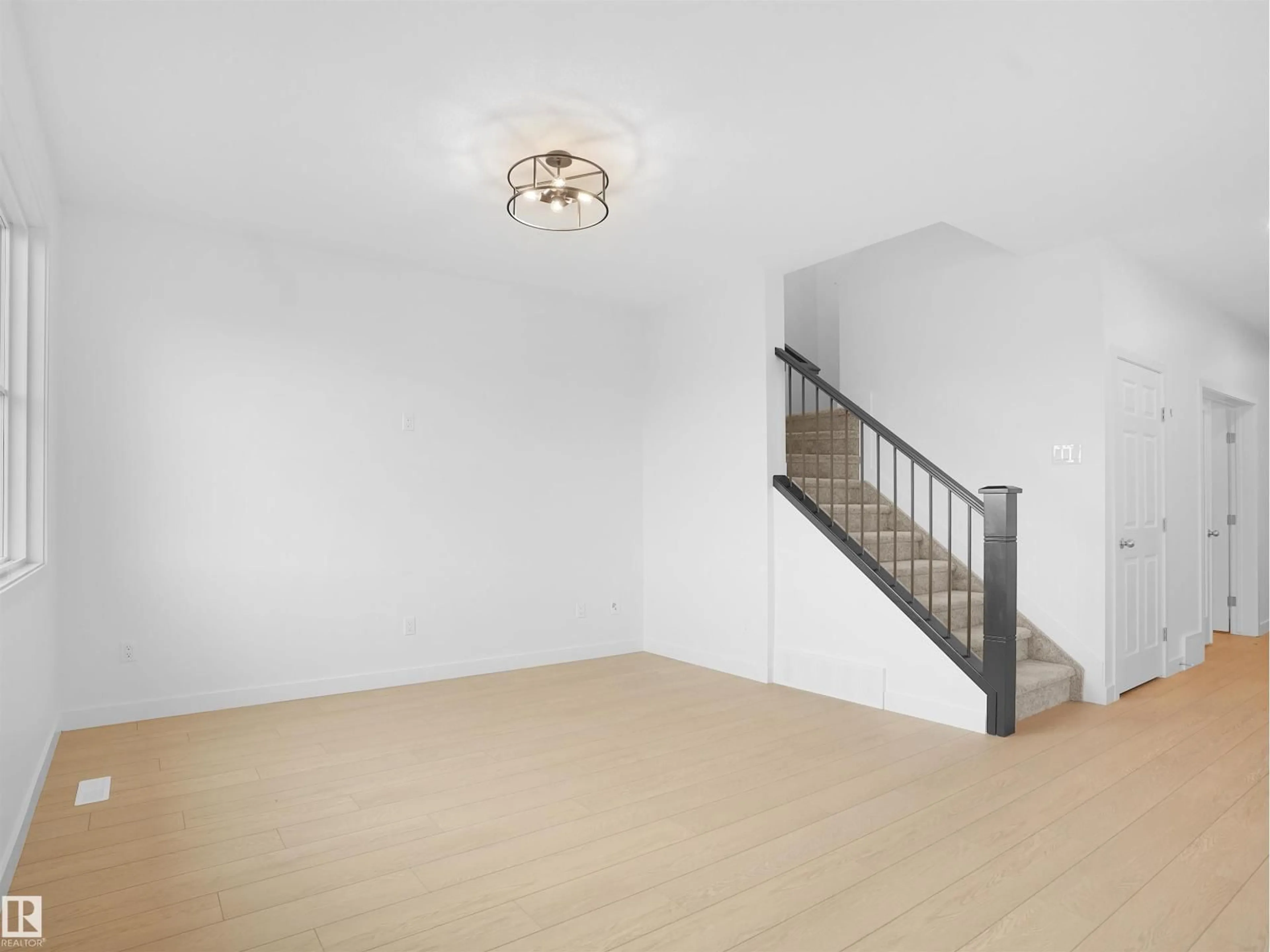 Unknown for NE - 17823 7 ST, Edmonton Alberta T5Y4E7