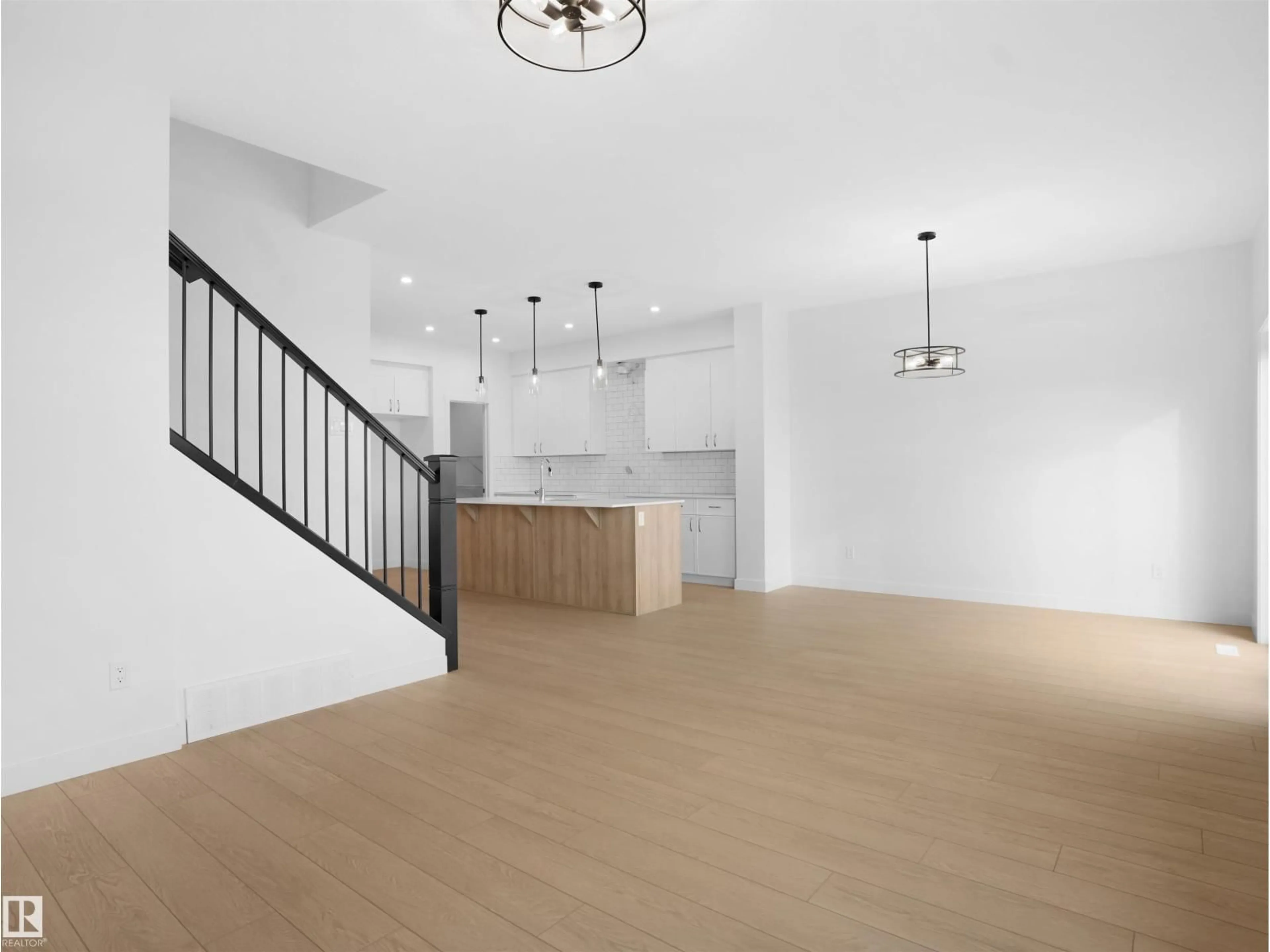 A pic of a room for NE - 17823 7 ST, Edmonton Alberta T5Y4E7