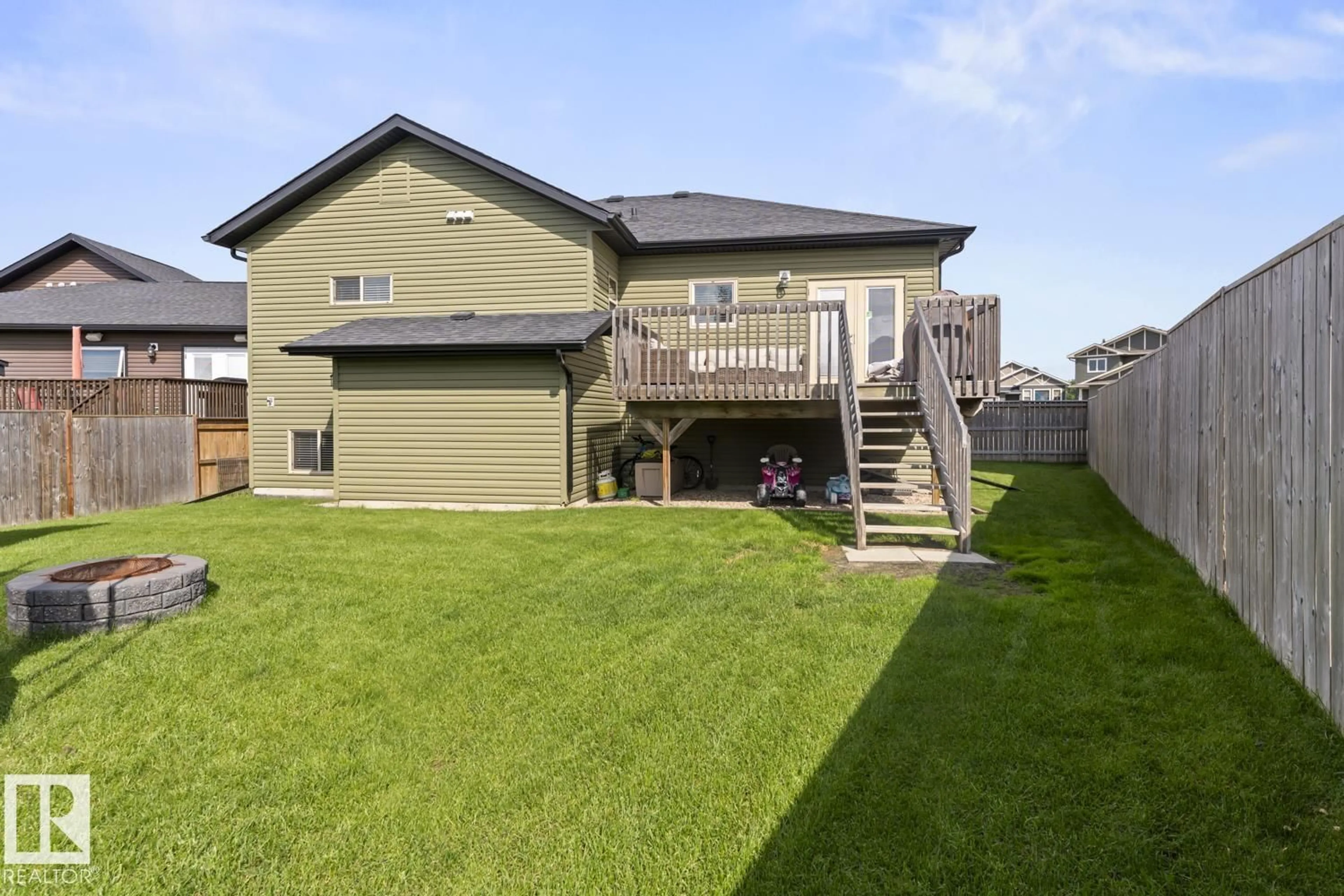 Patio, unknown for 35 FALCON RD, Cold Lake Alberta T9M0G4