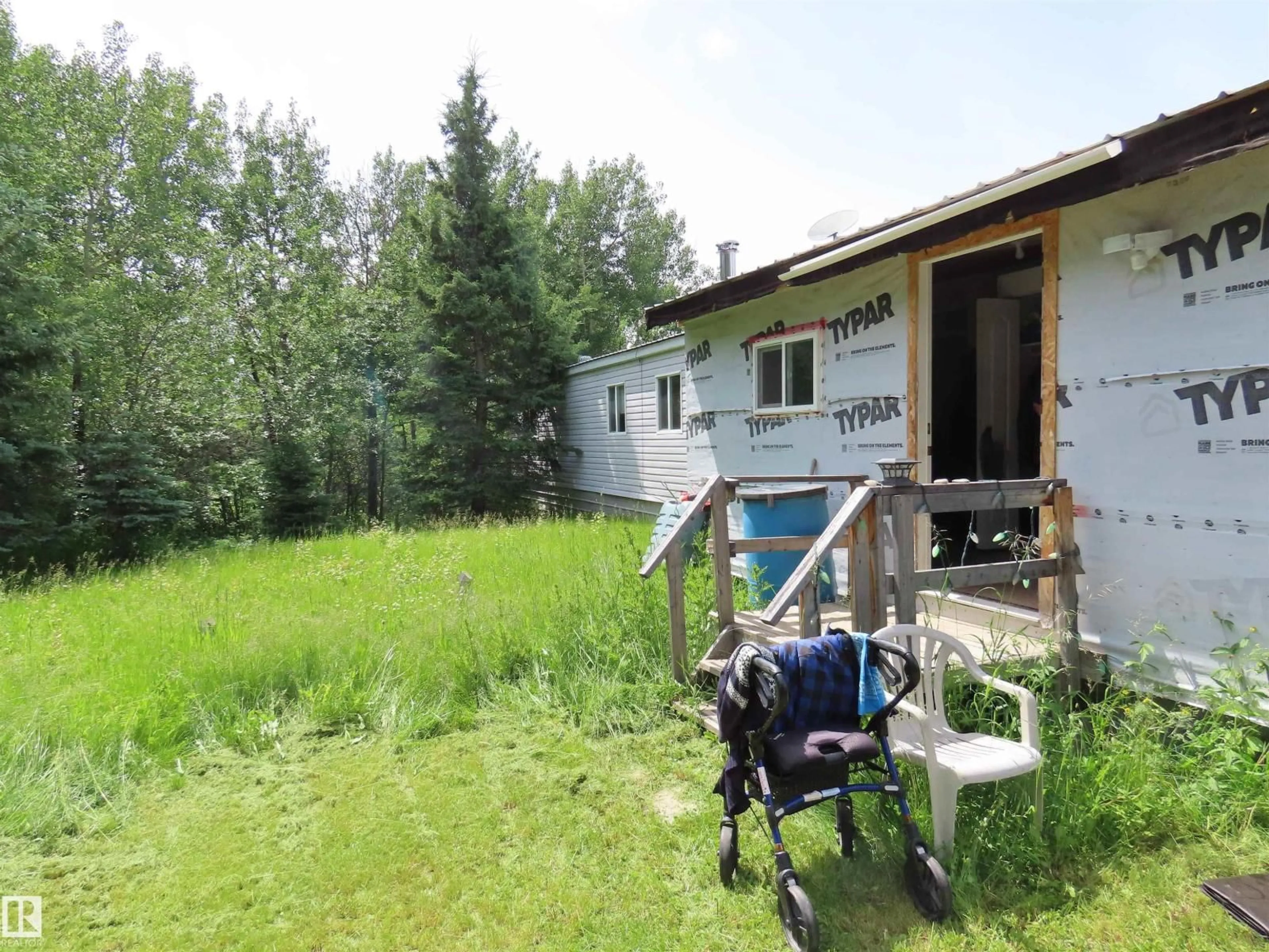 Shed for 7227 TWP ROAD 560, Rural Lac Ste. Anne County Alberta T0E2A0