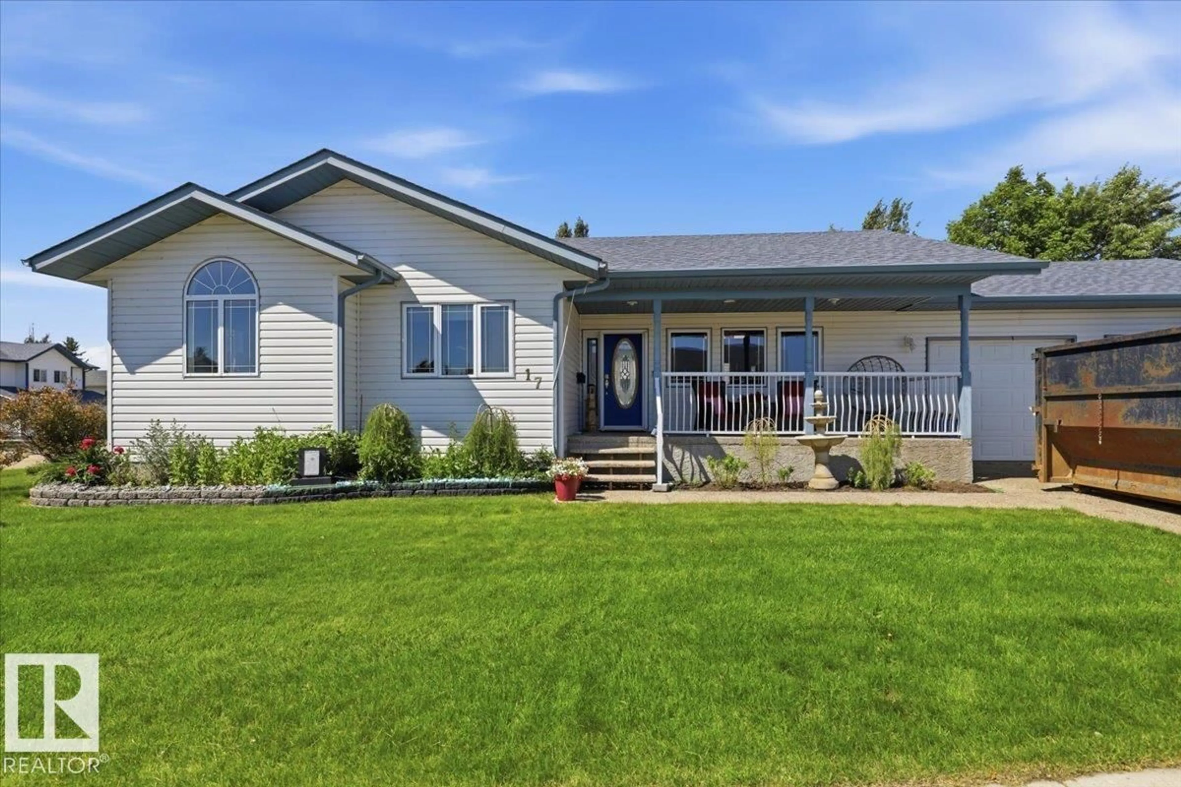 Home with vinyl exterior material, street for 17 CLEARWATER CR, Wetaskiwin Alberta T9A3R4