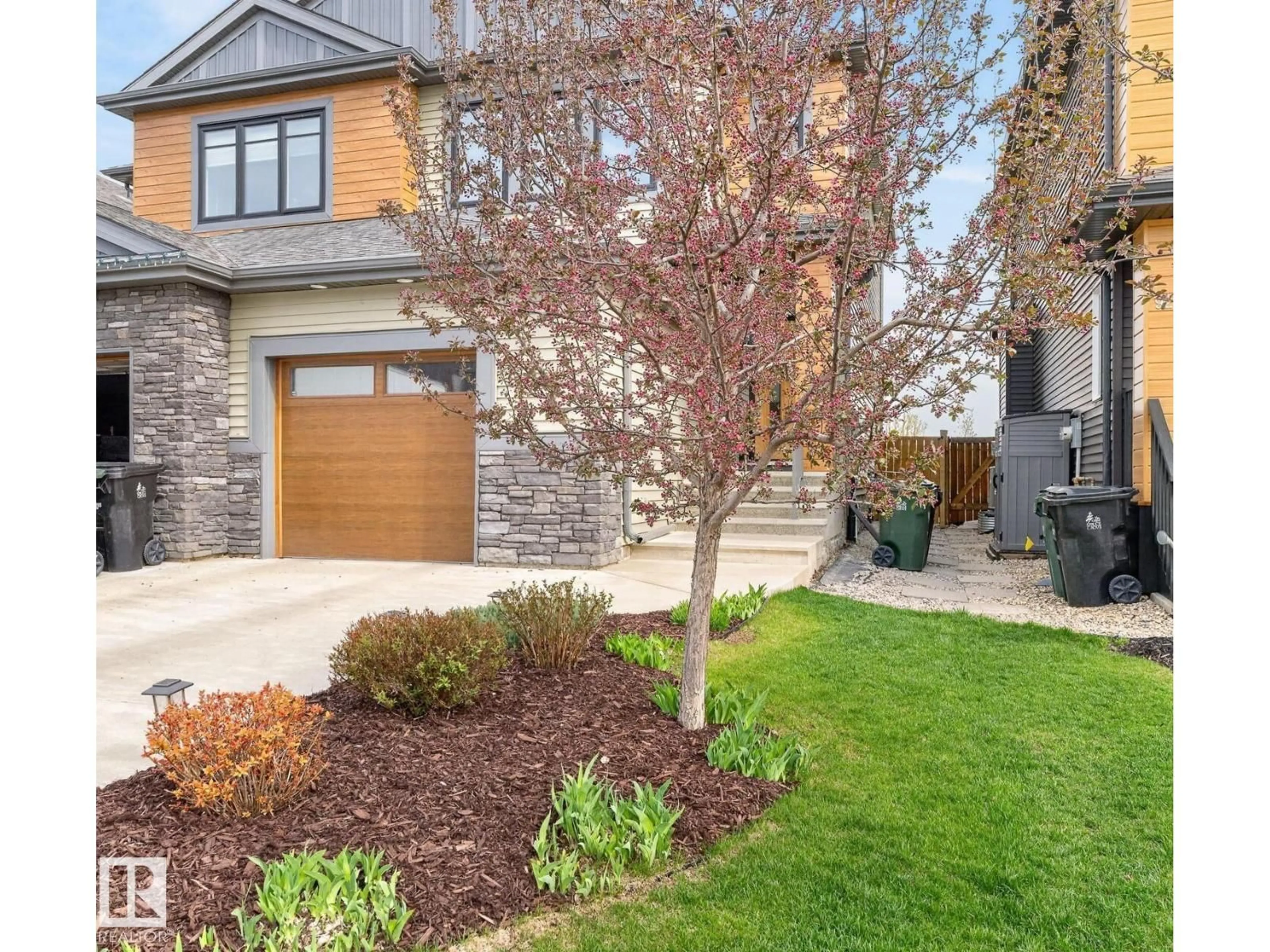 Home with brick exterior material, street for 94 TRIBUTE CM, Spruce Grove Alberta T7X0W6
