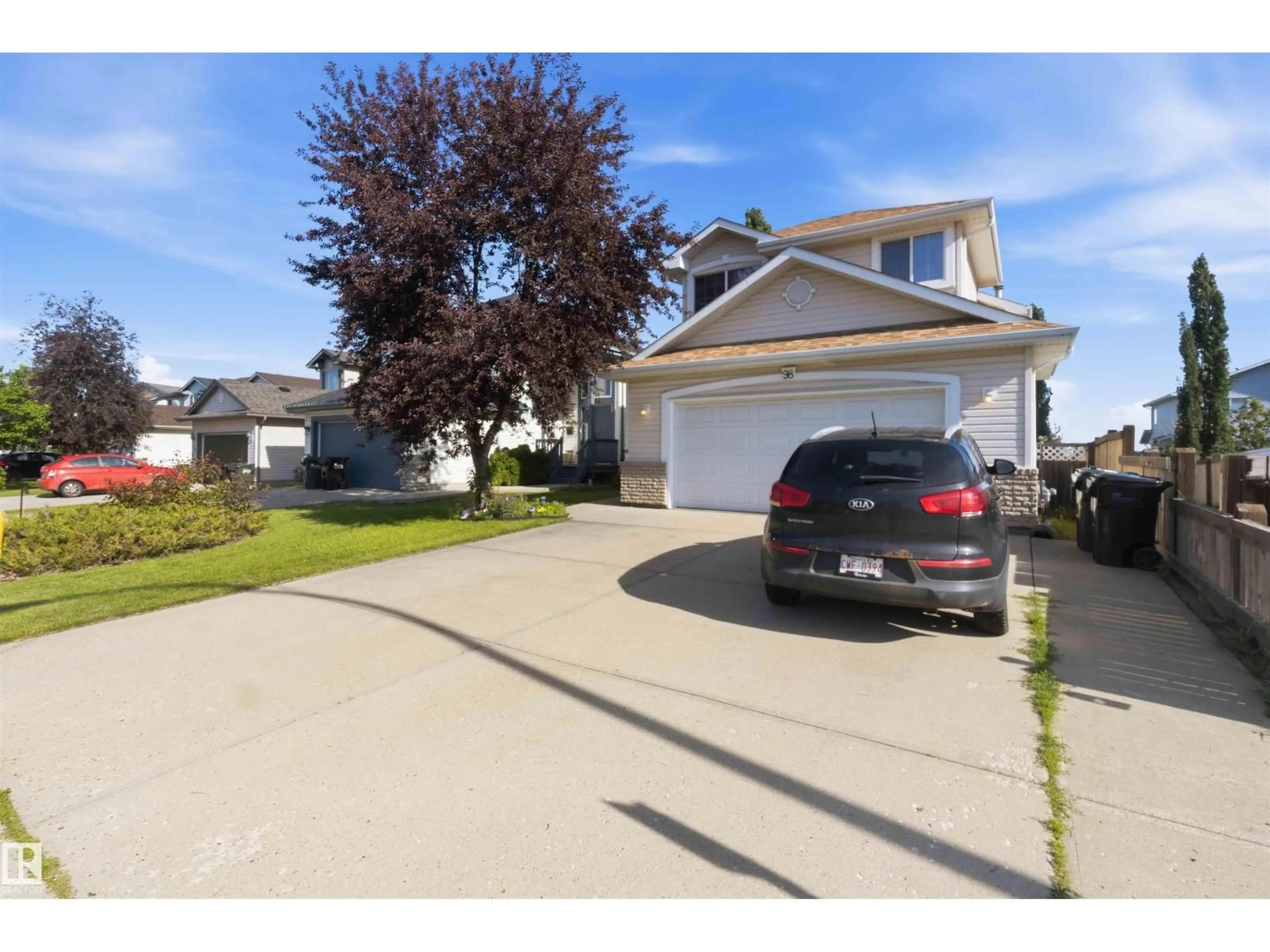 Unknown for 98 ORCHID CR, Sherwood Park Alberta T8H2E3
