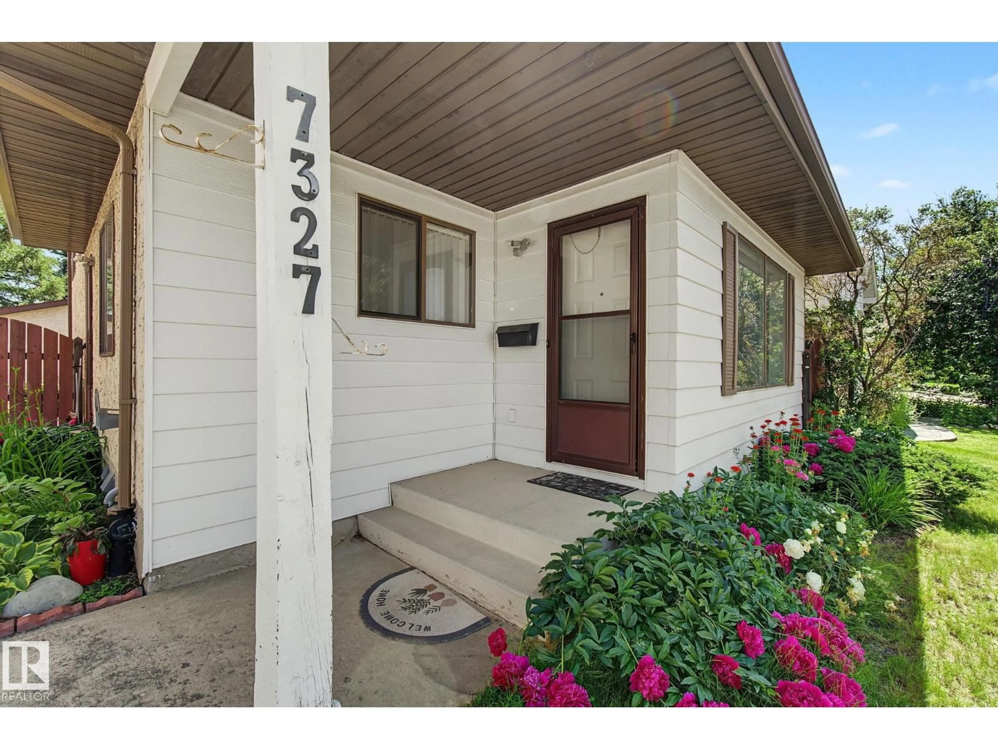 Indoor entryway for NW - 7327 189 ST, Edmonton Alberta T5T5G7