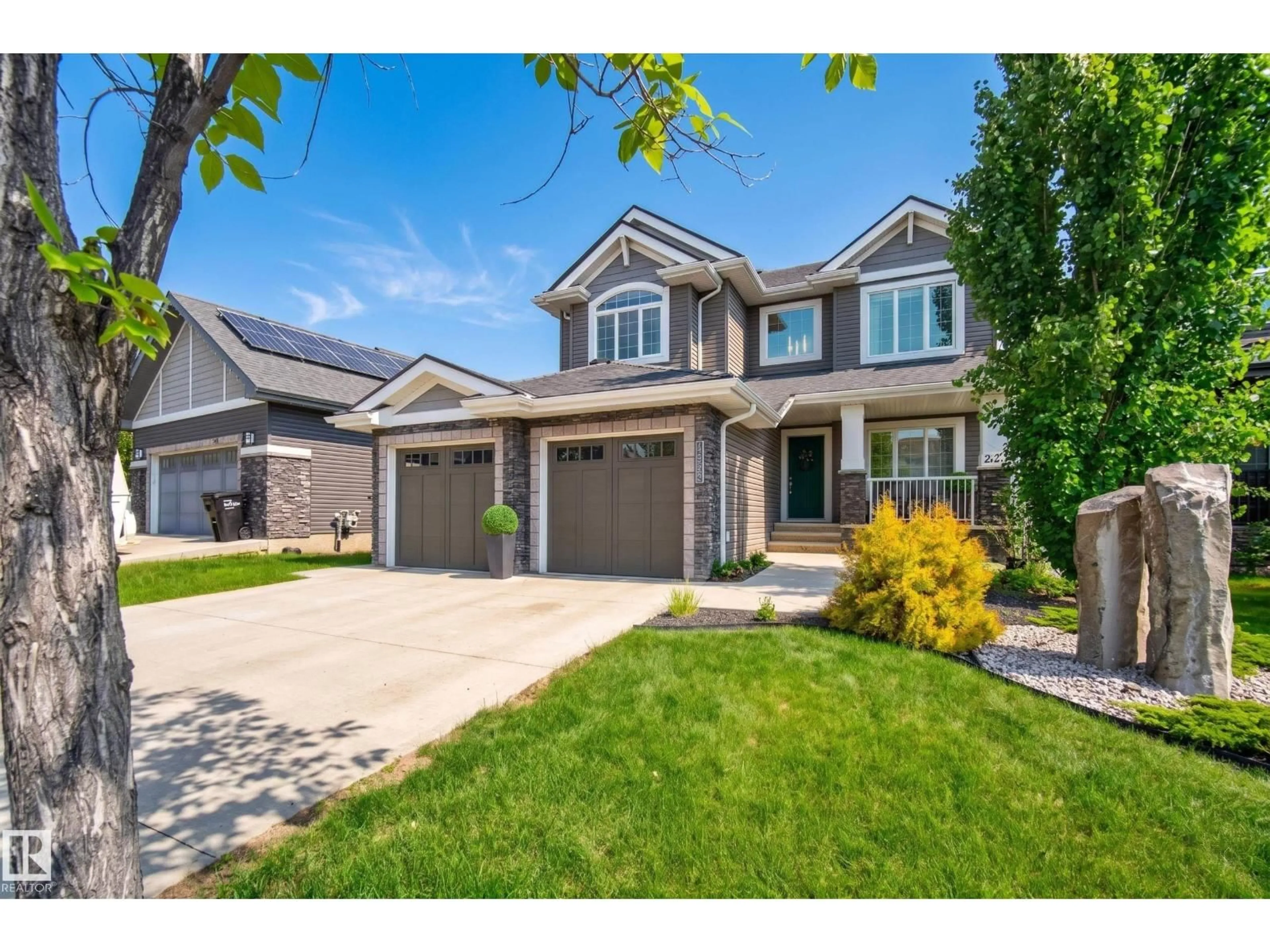 Home with vinyl exterior material, street for 3256 WINSPEAR CR, Edmonton Alberta T6X1P2