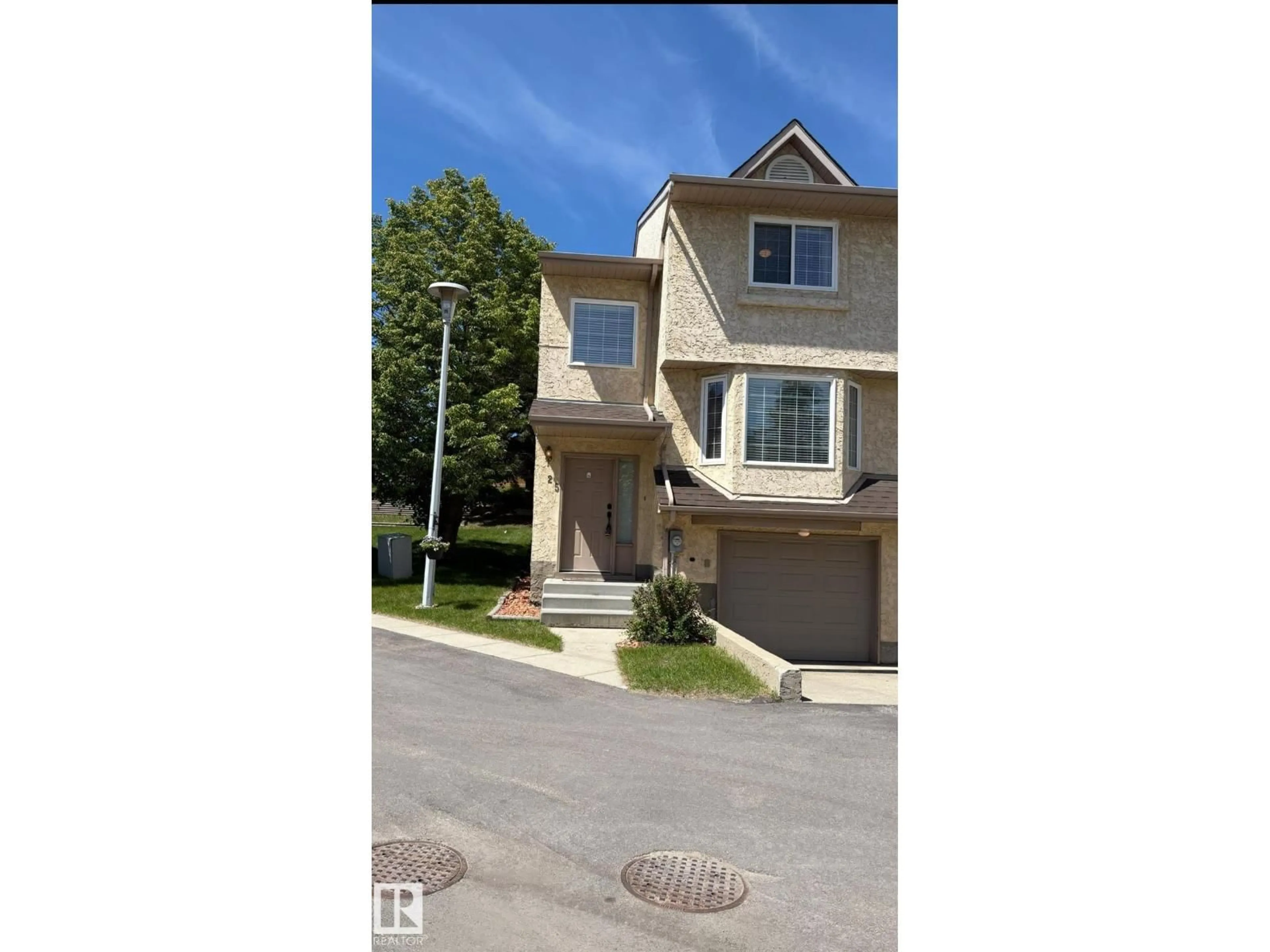 Unknown for 25 - 3645 145 AV NW, Edmonton Alberta T5Y2S3