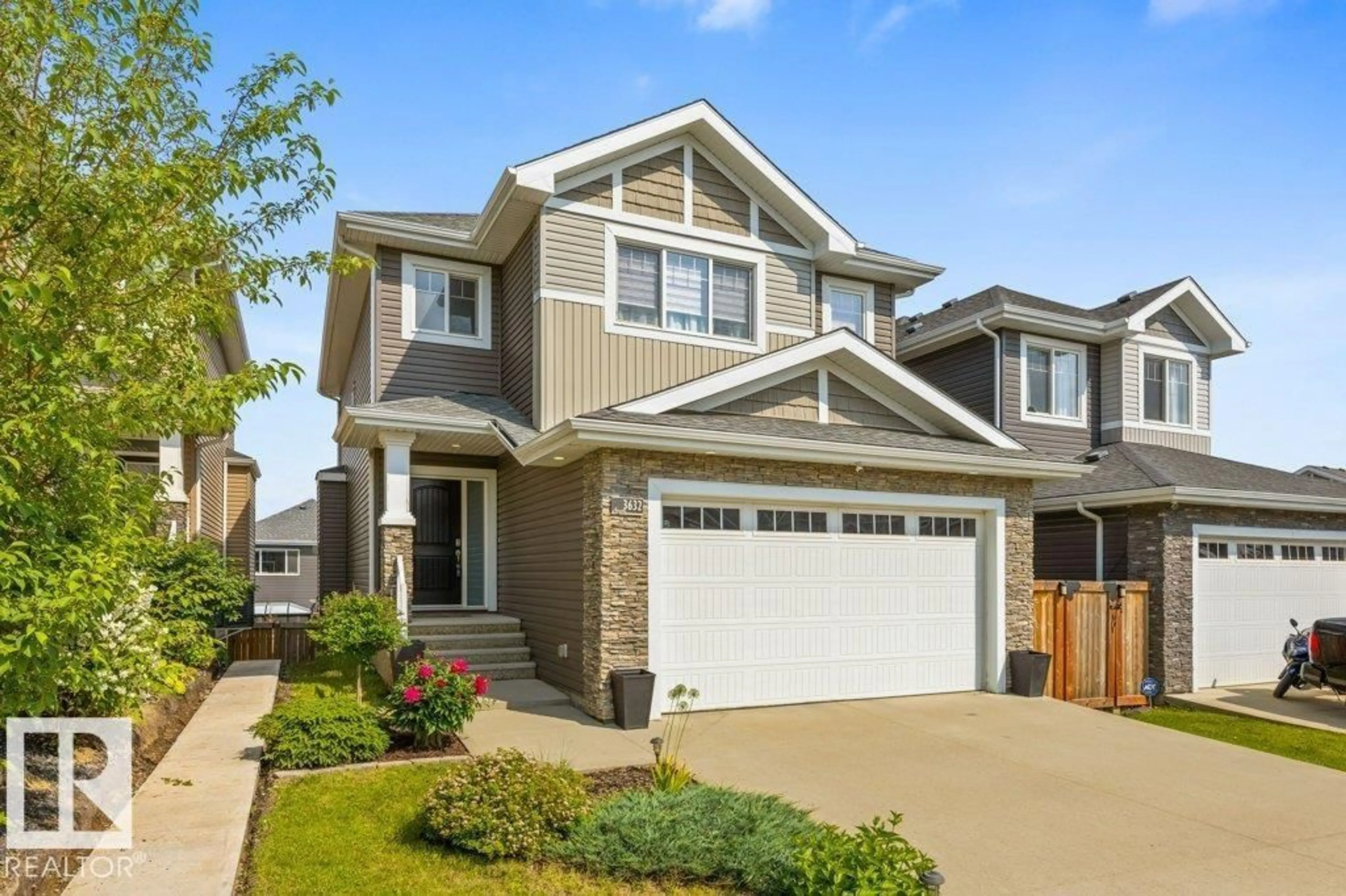Home with vinyl exterior material, street for 3632 HUMMINGBIRD WY, Edmonton Alberta T5S0K8