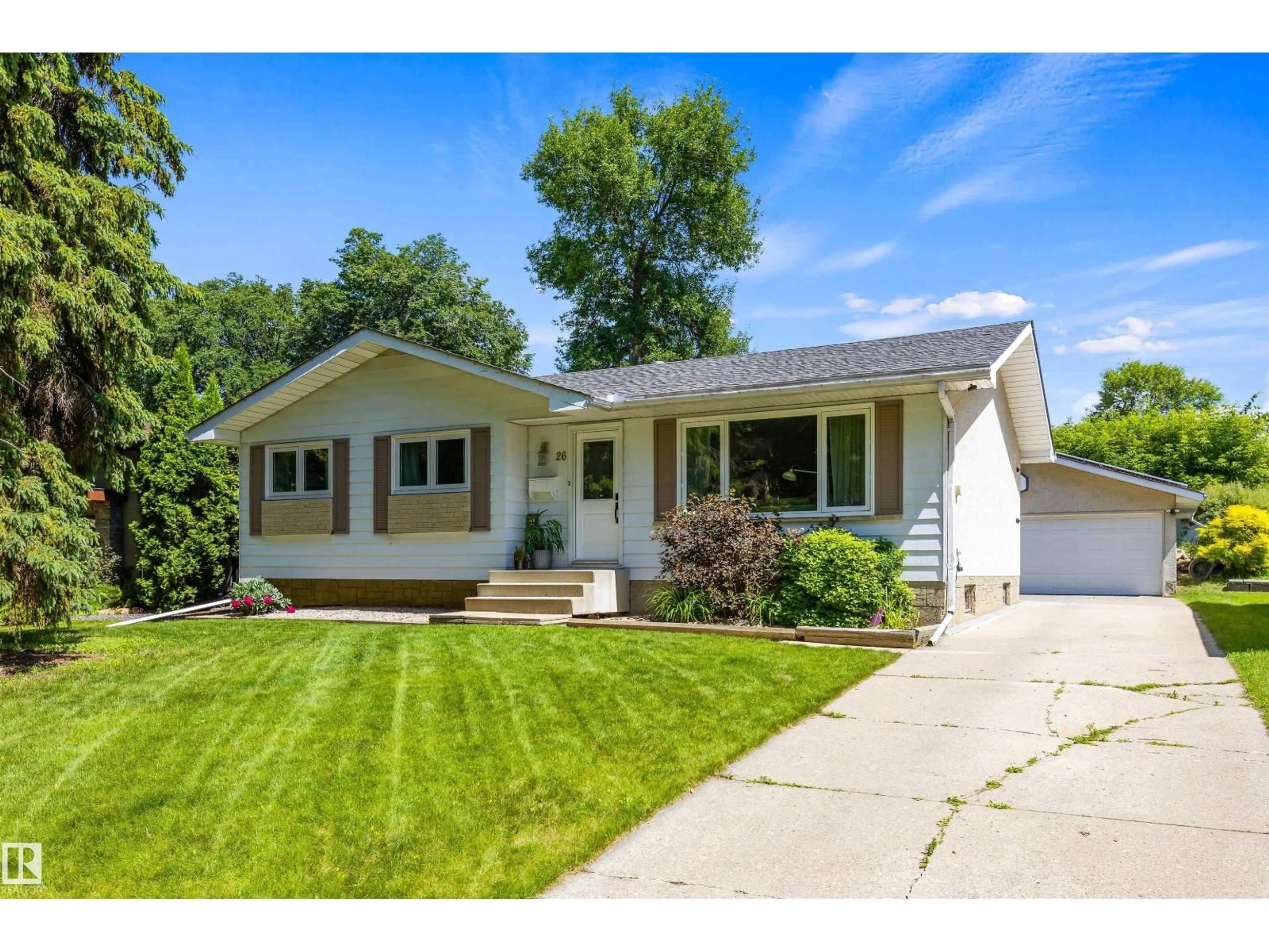 Home with vinyl exterior material, street for 26 MILBURN CR, St. Albert Alberta T8N1X8