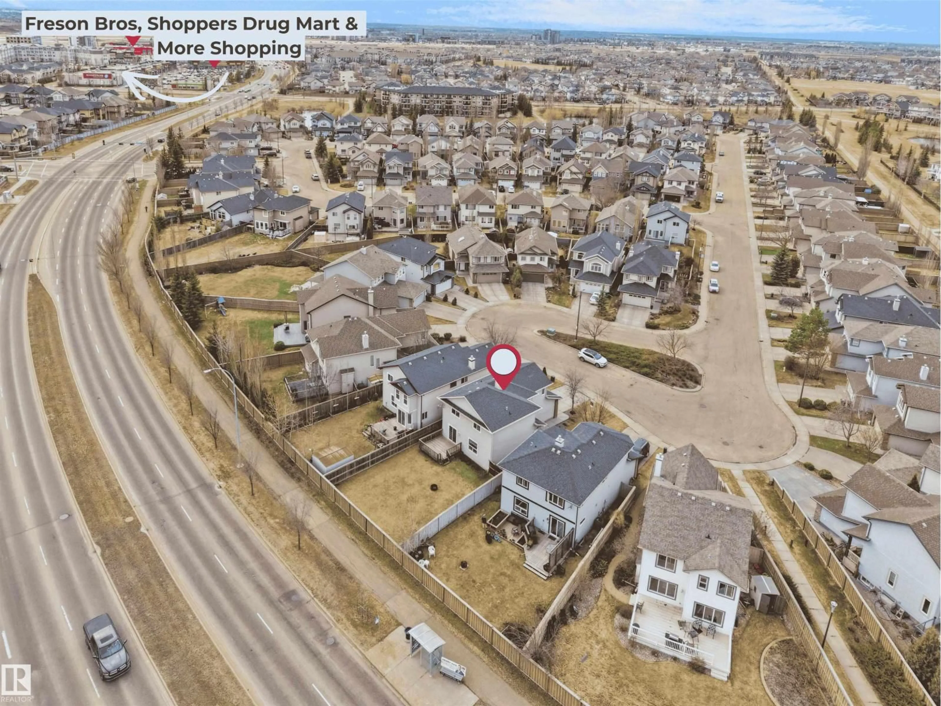 A pic from outside/outdoor area/front of a property/back of a property/a pic from drone, street for NW - 7407 SINGER LD, Edmonton Alberta T6R3S2