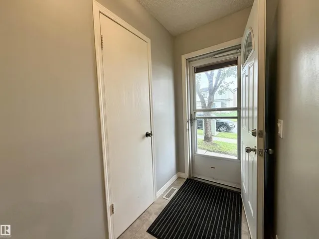 5107 146 AV, Edmonton 2